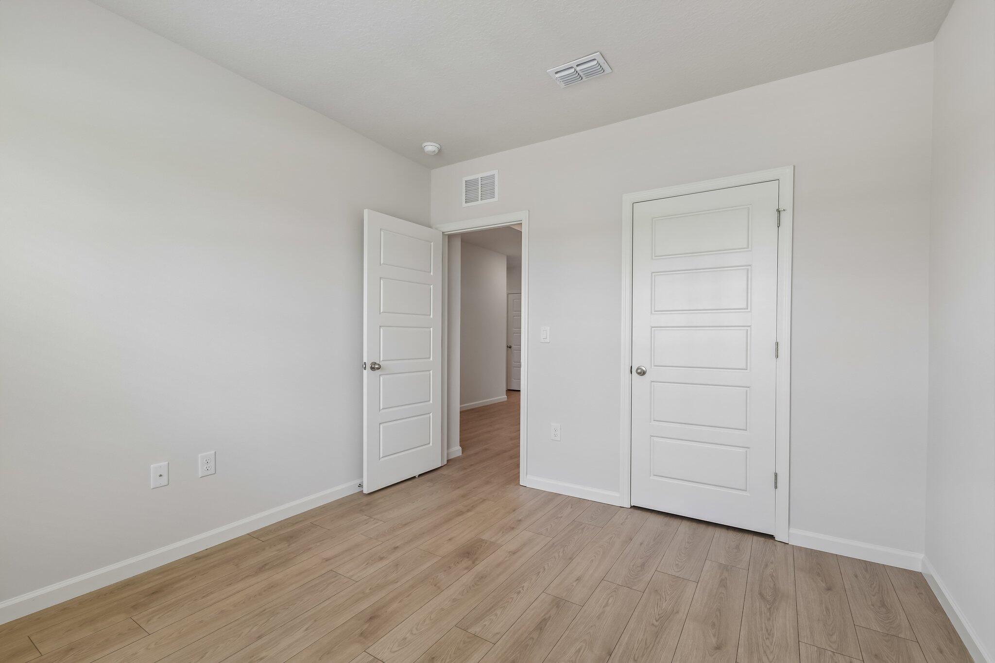 731 Se Celtic Avenue Property Photo 18