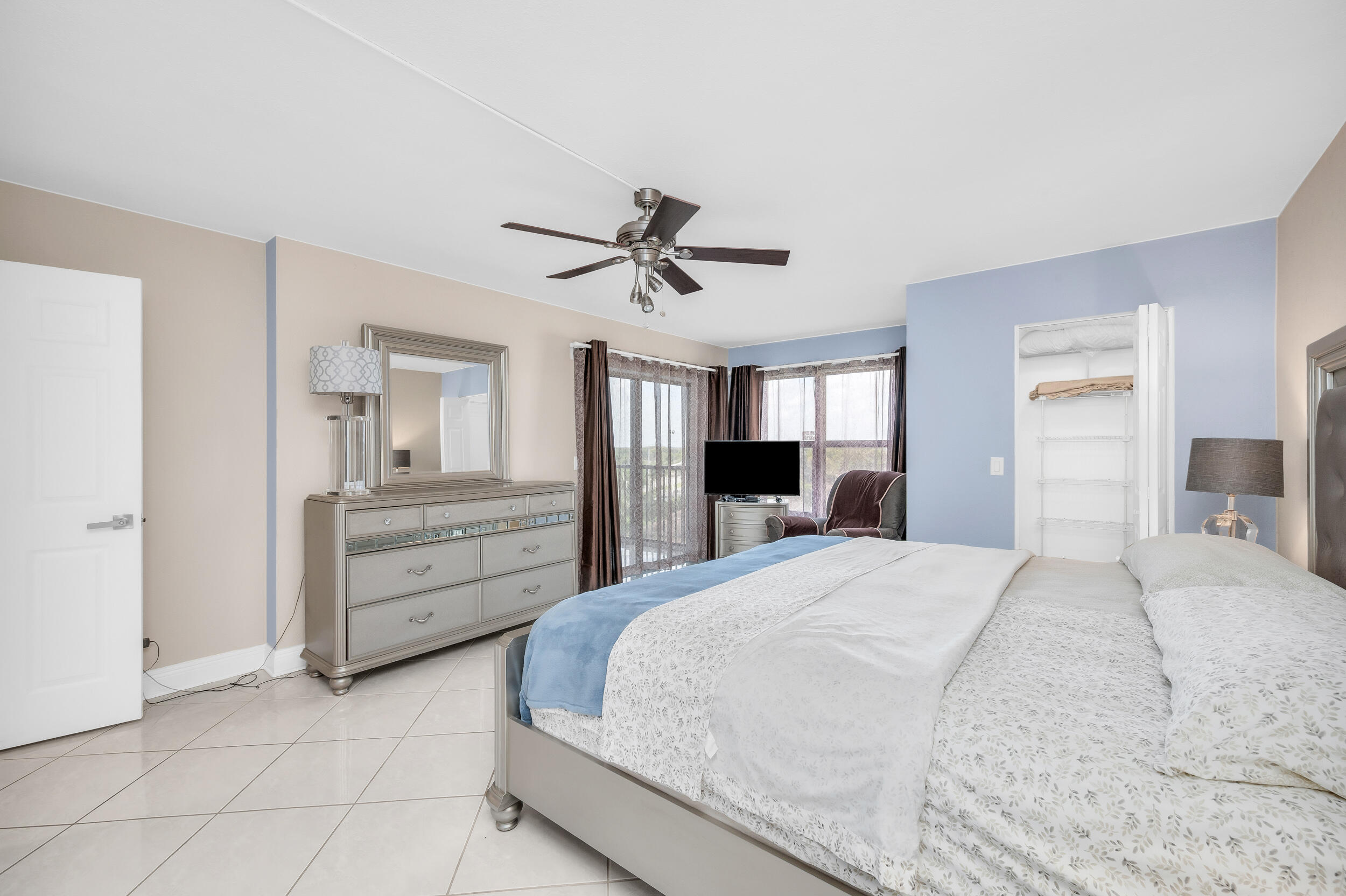14475 Strathmore Lane 602 Property Photo 16