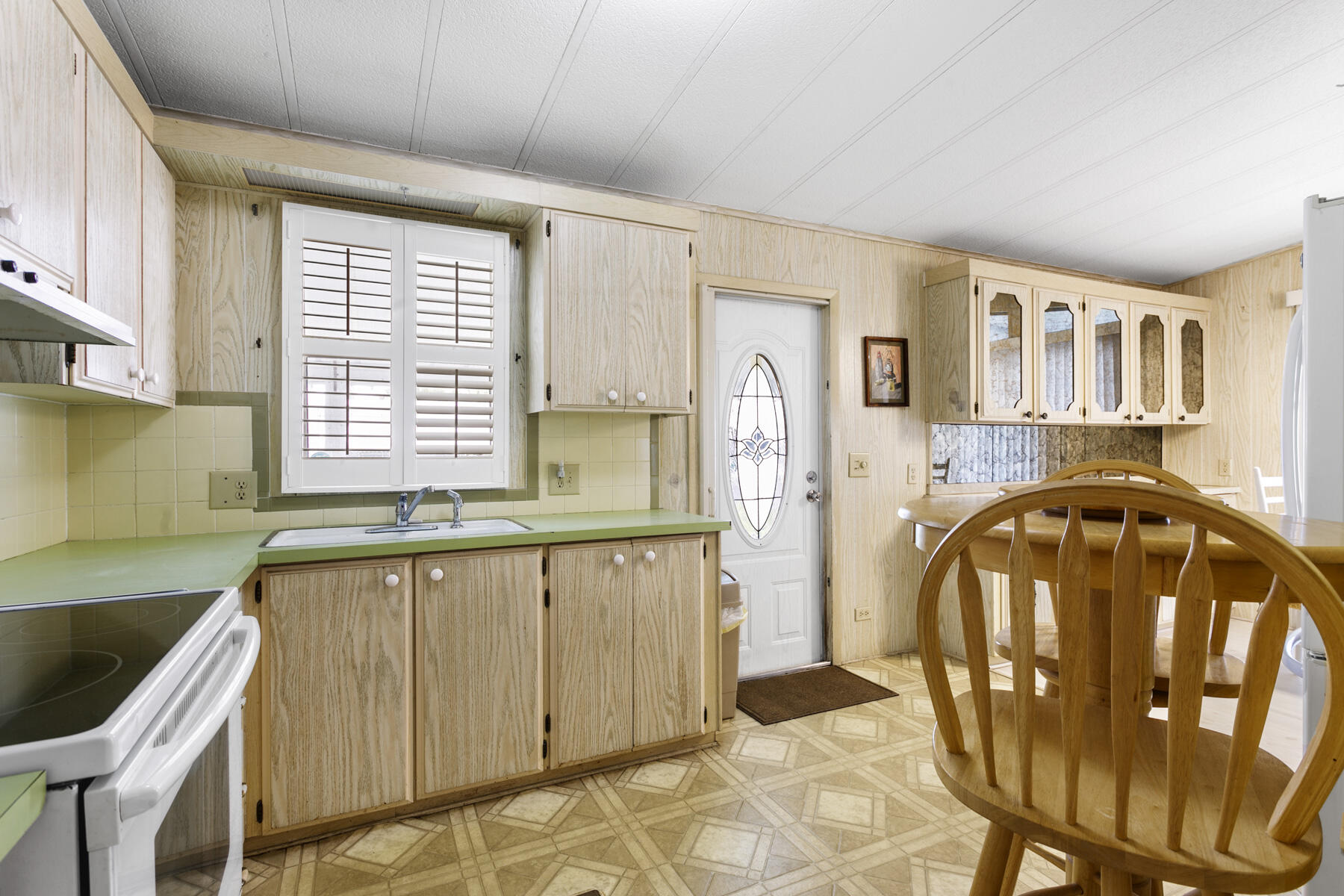 18007 Huapi Bay Property Photo 5