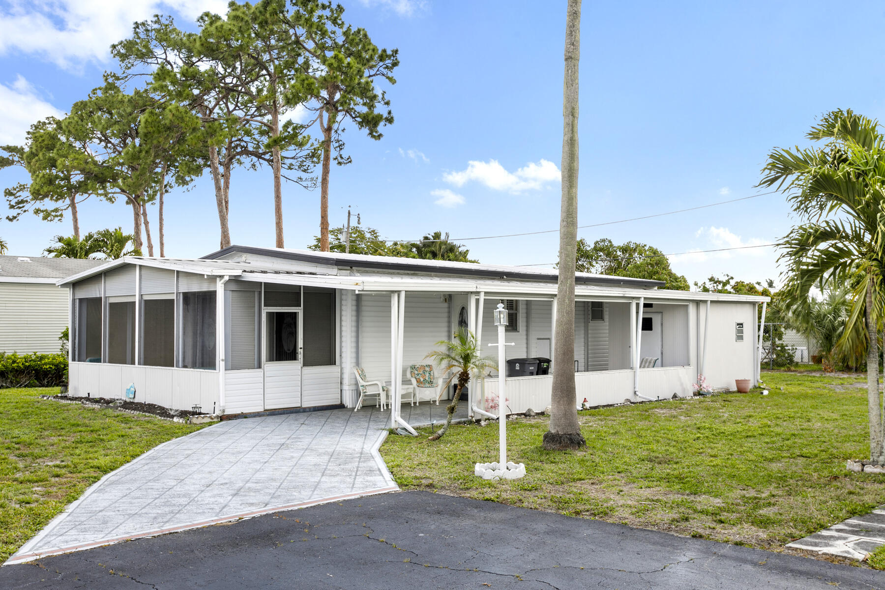 18007 Huapi Bay Property Photo 18