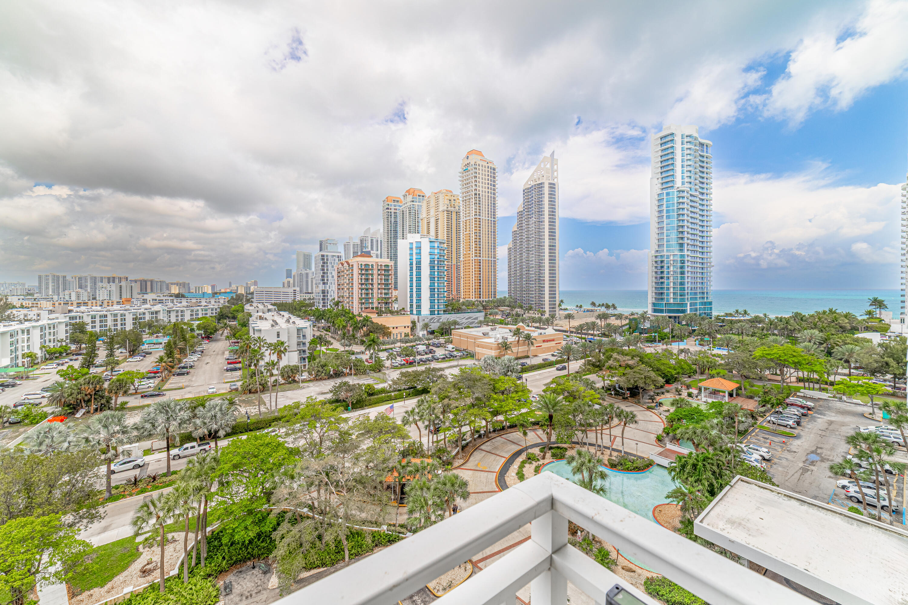 210 174th Street 1110 Property Photo 5