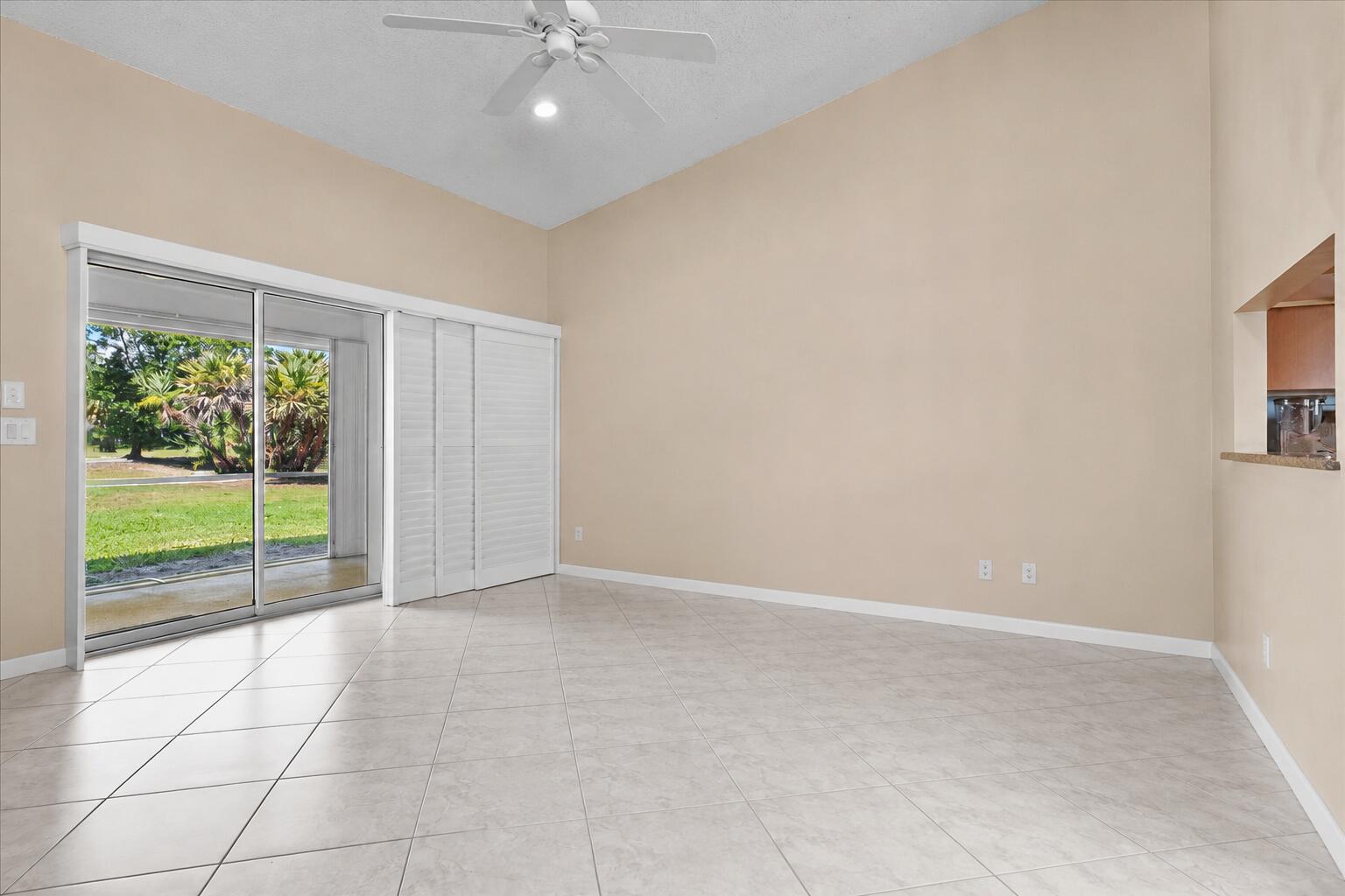 2424 Sw Foxpoint Trail Property Photo 15