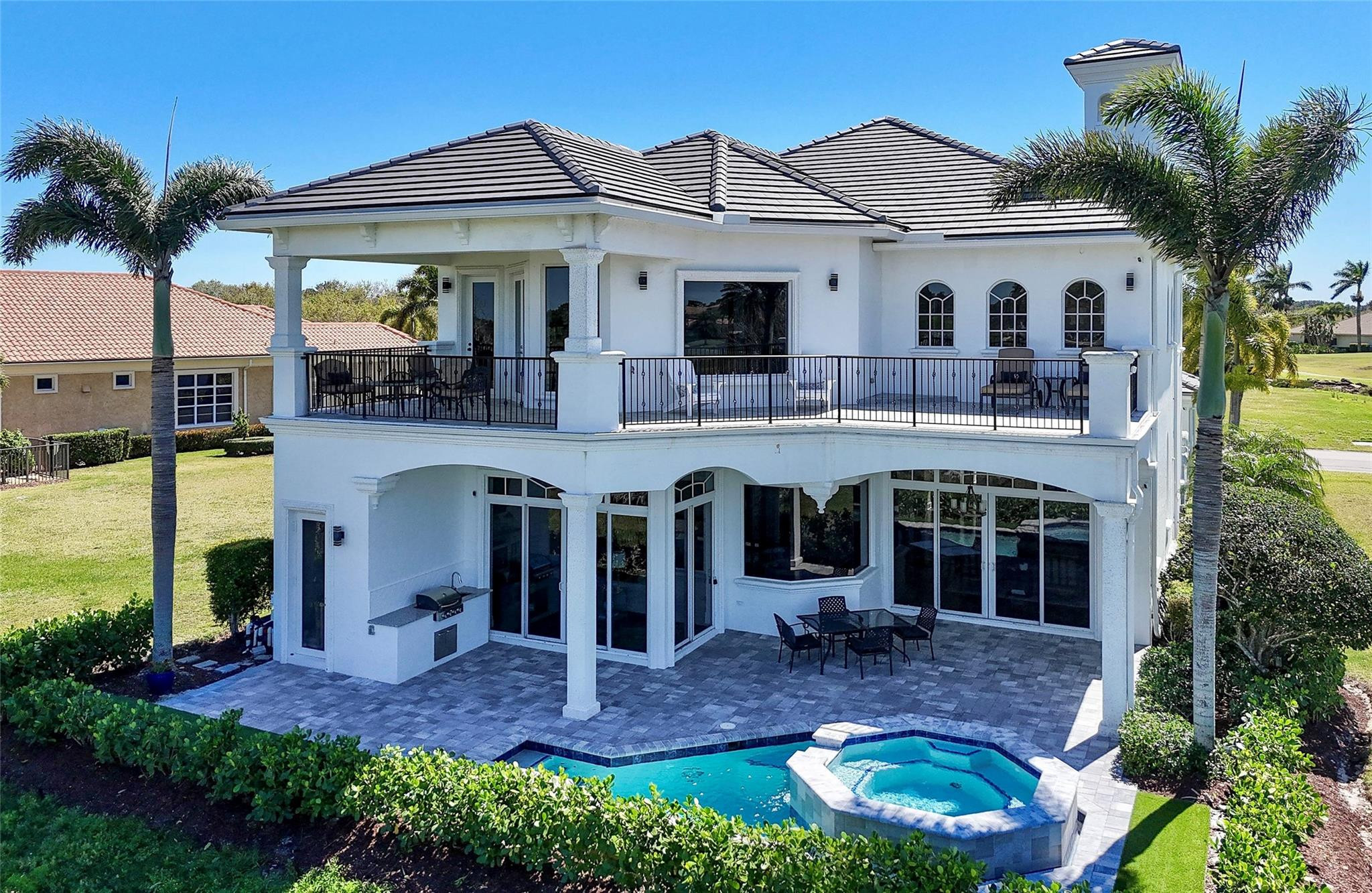 166 Se Bella Strano Property Photo 3
