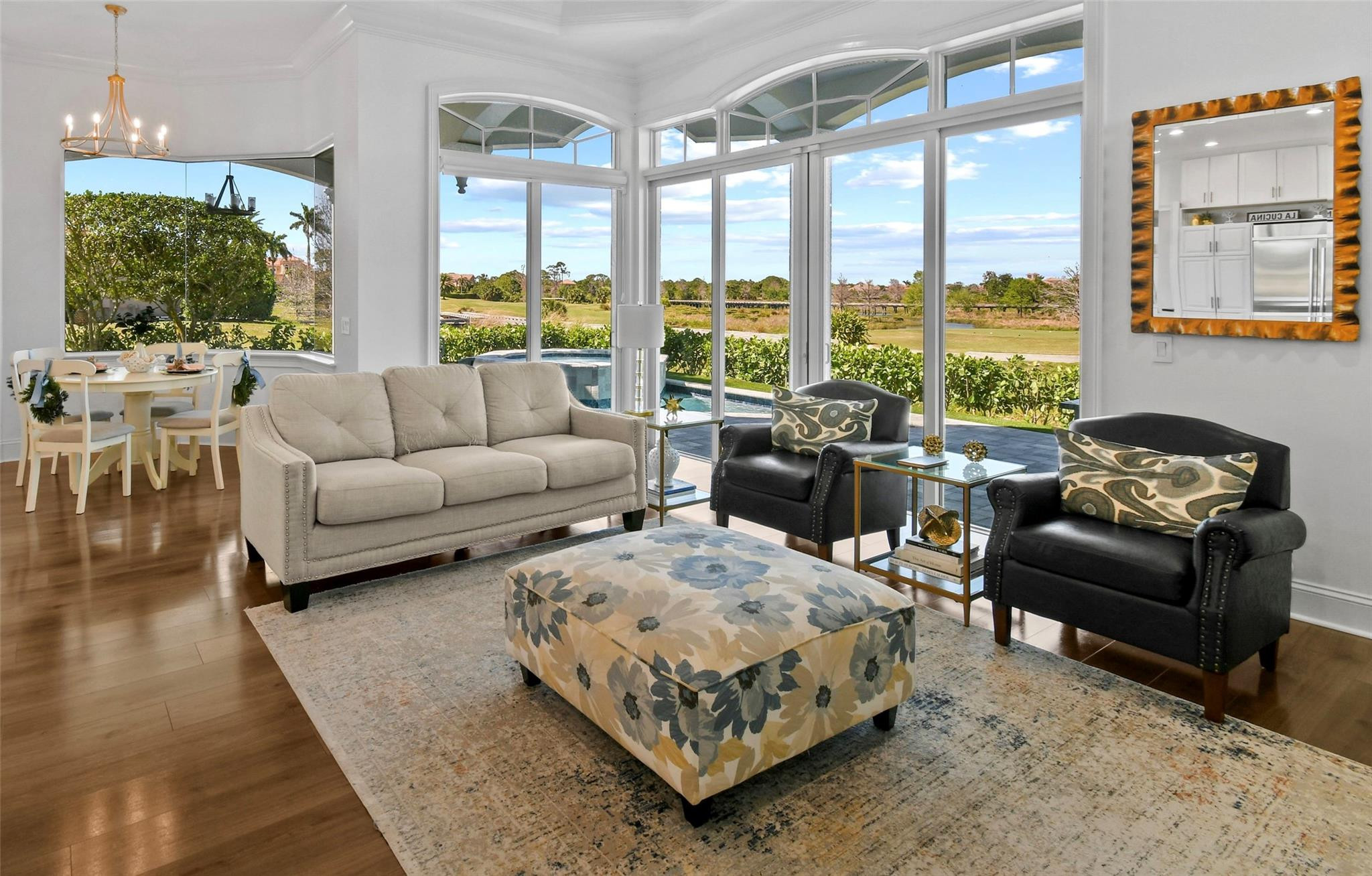 166 Se Bella Strano Property Photo 13