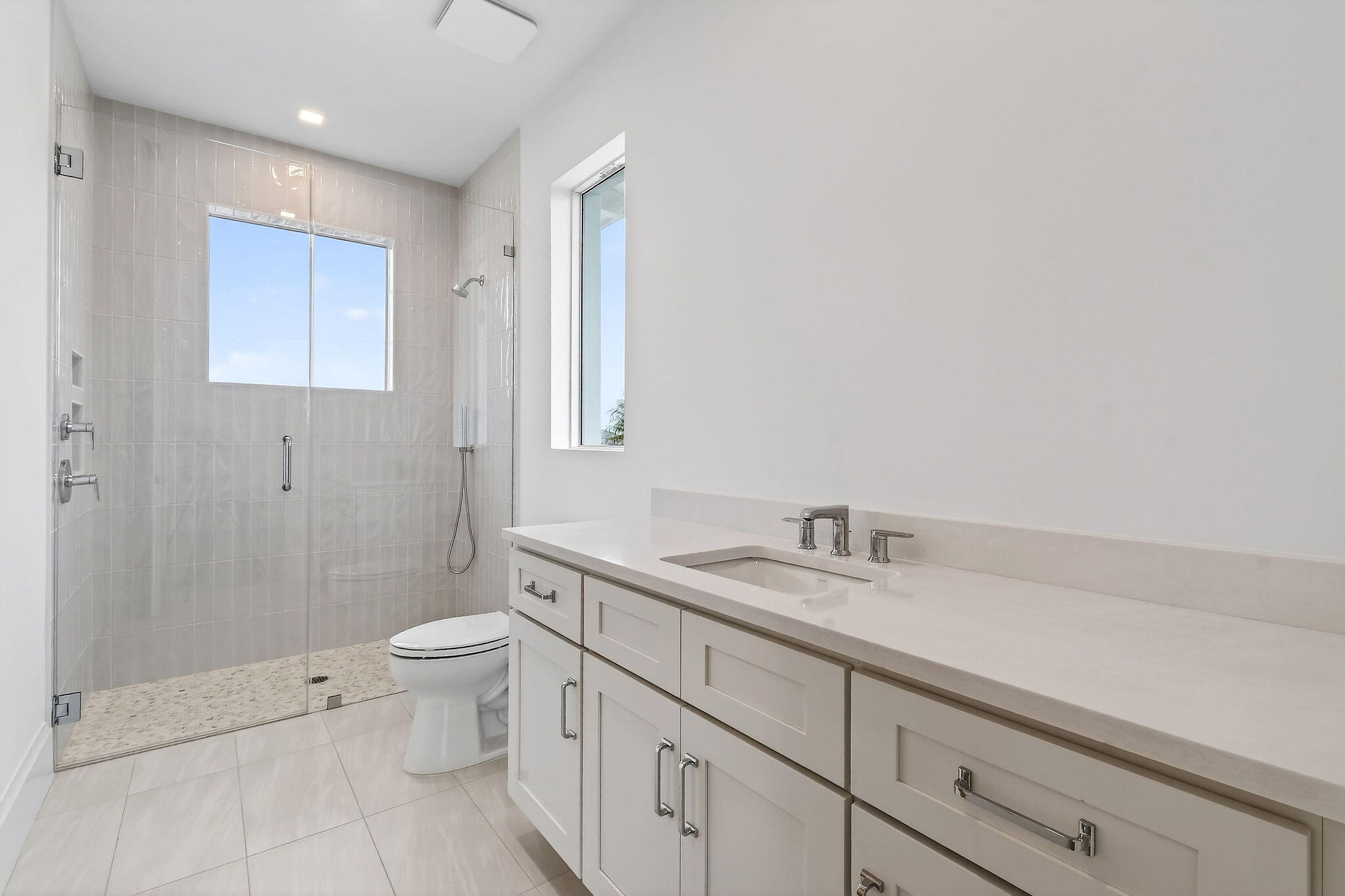 192 River Drive Property Photo 24