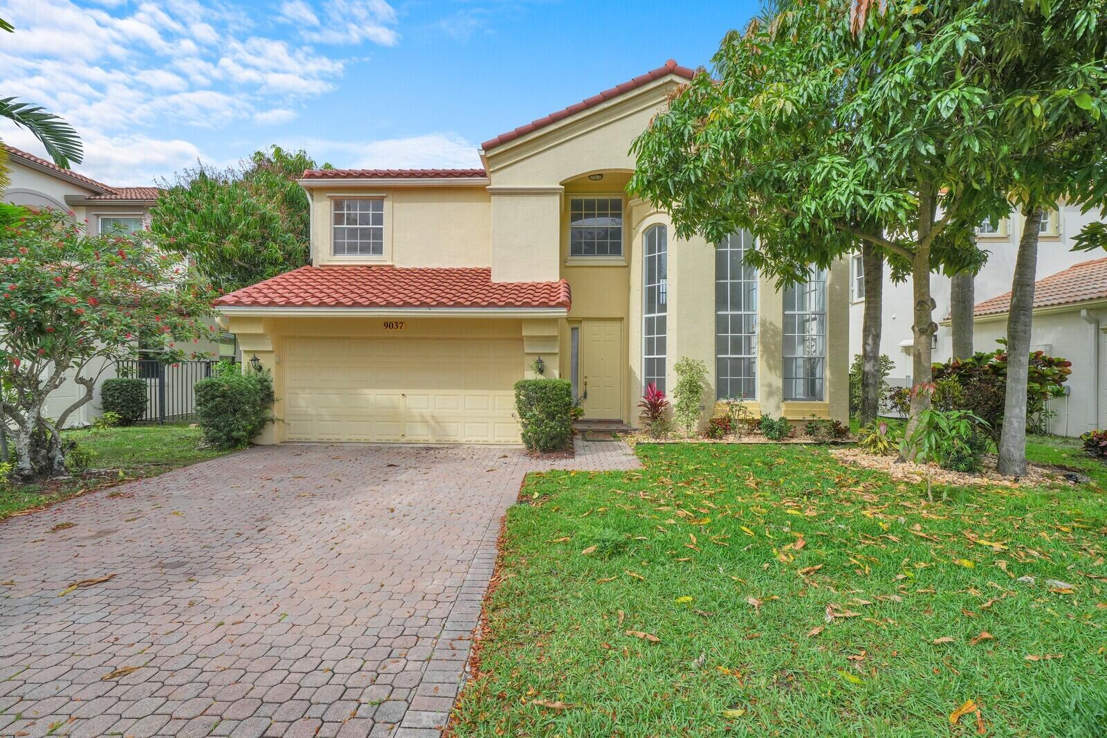 9037 Alexandra Circle Property Photo 2