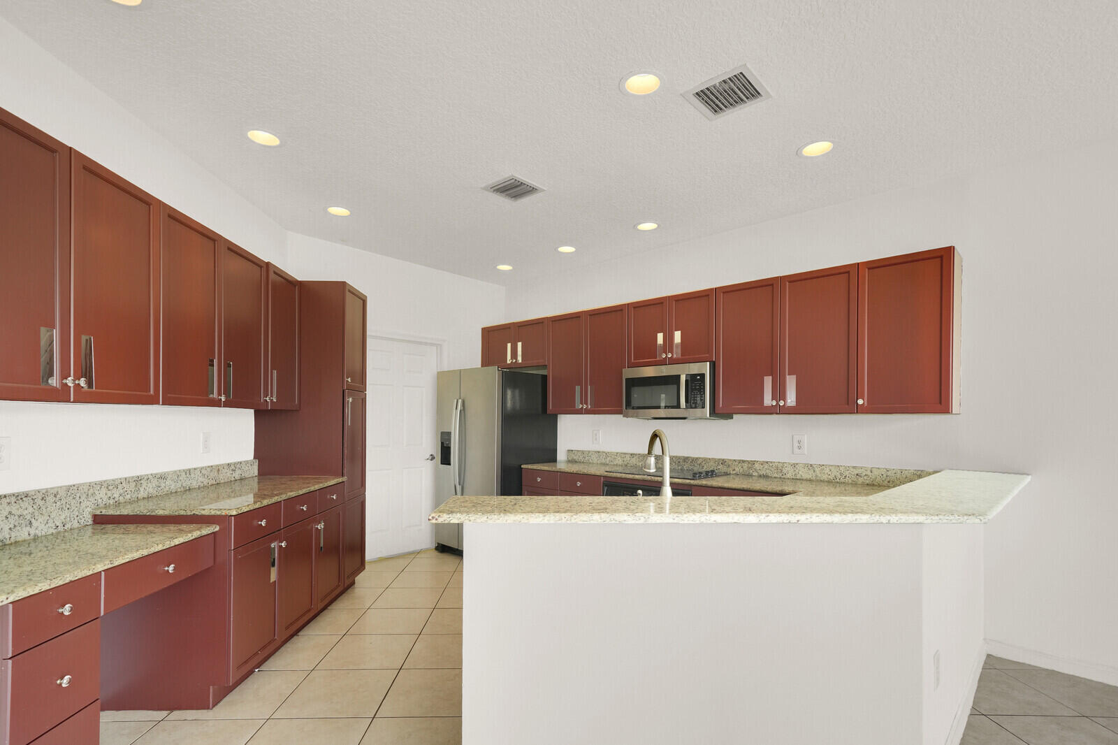 9037 Alexandra Circle Property Photo 16