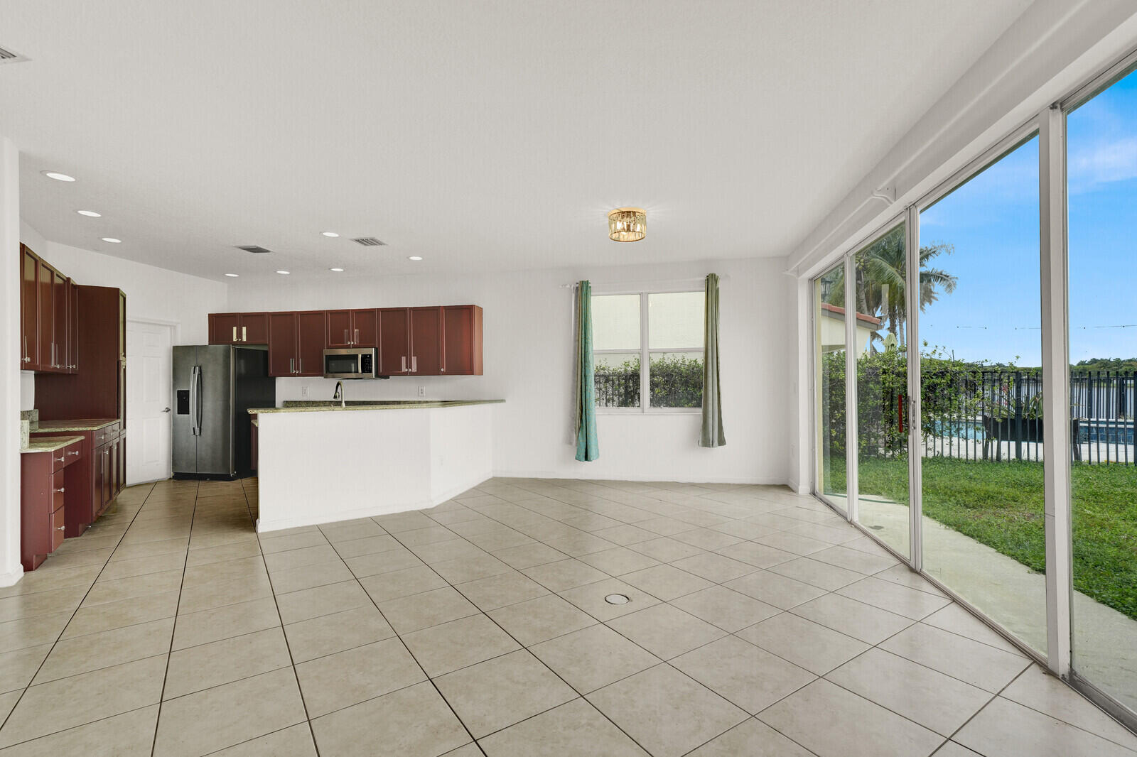 9037 Alexandra Circle Property Photo 20