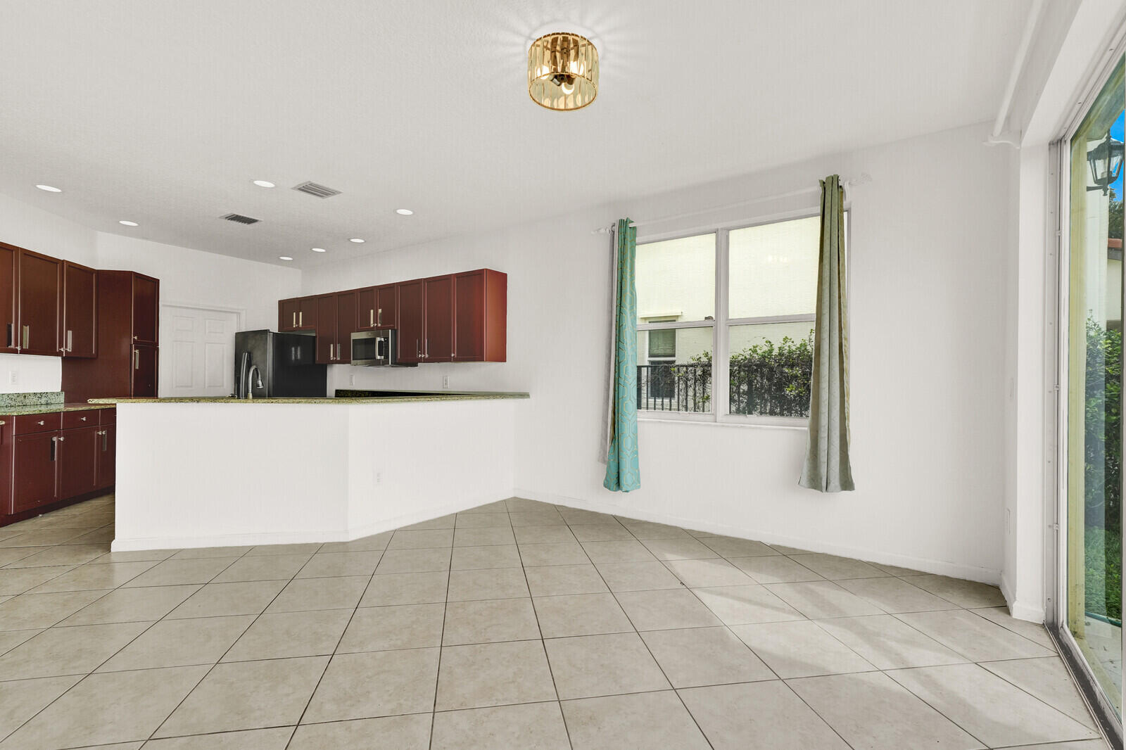 9037 Alexandra Circle Property Photo 21