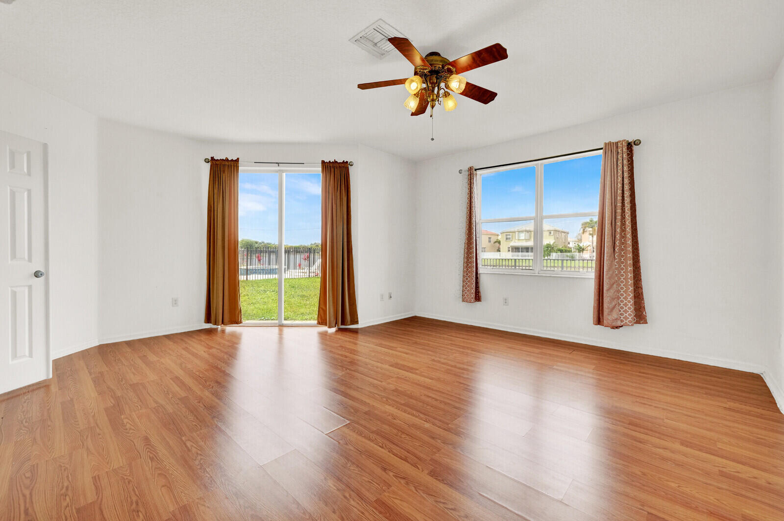 9037 Alexandra Circle Property Photo 26