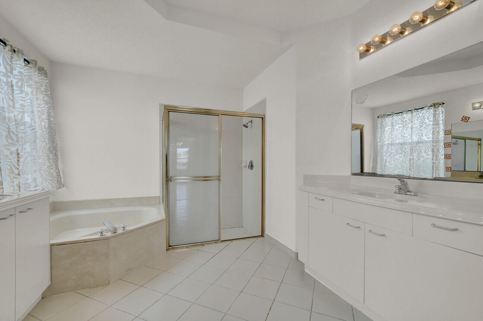 9037 Alexandra Circle Property Photo 30