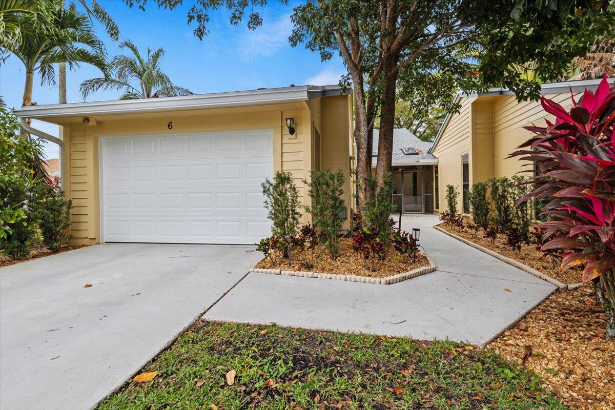 6691 S Pine Court Property Photo 4