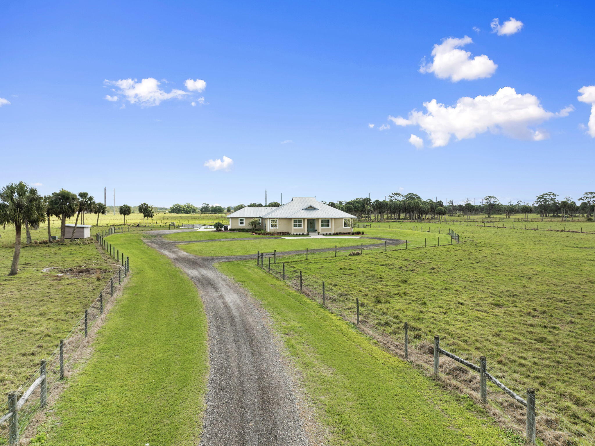 1720 S Brocksmith Road Property Photo 2
