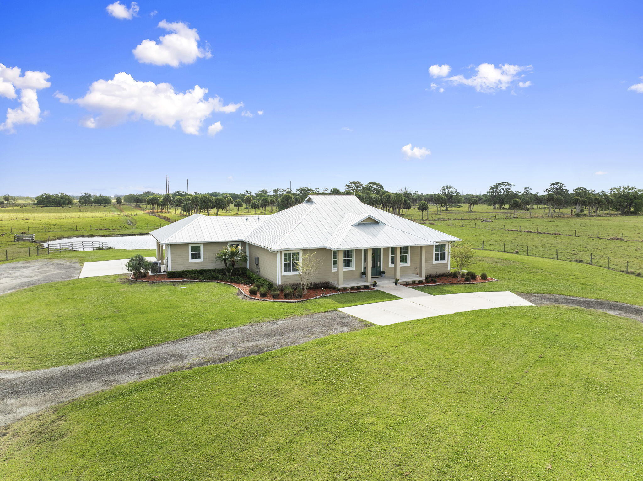 1720 S Brocksmith Road Property Photo 3
