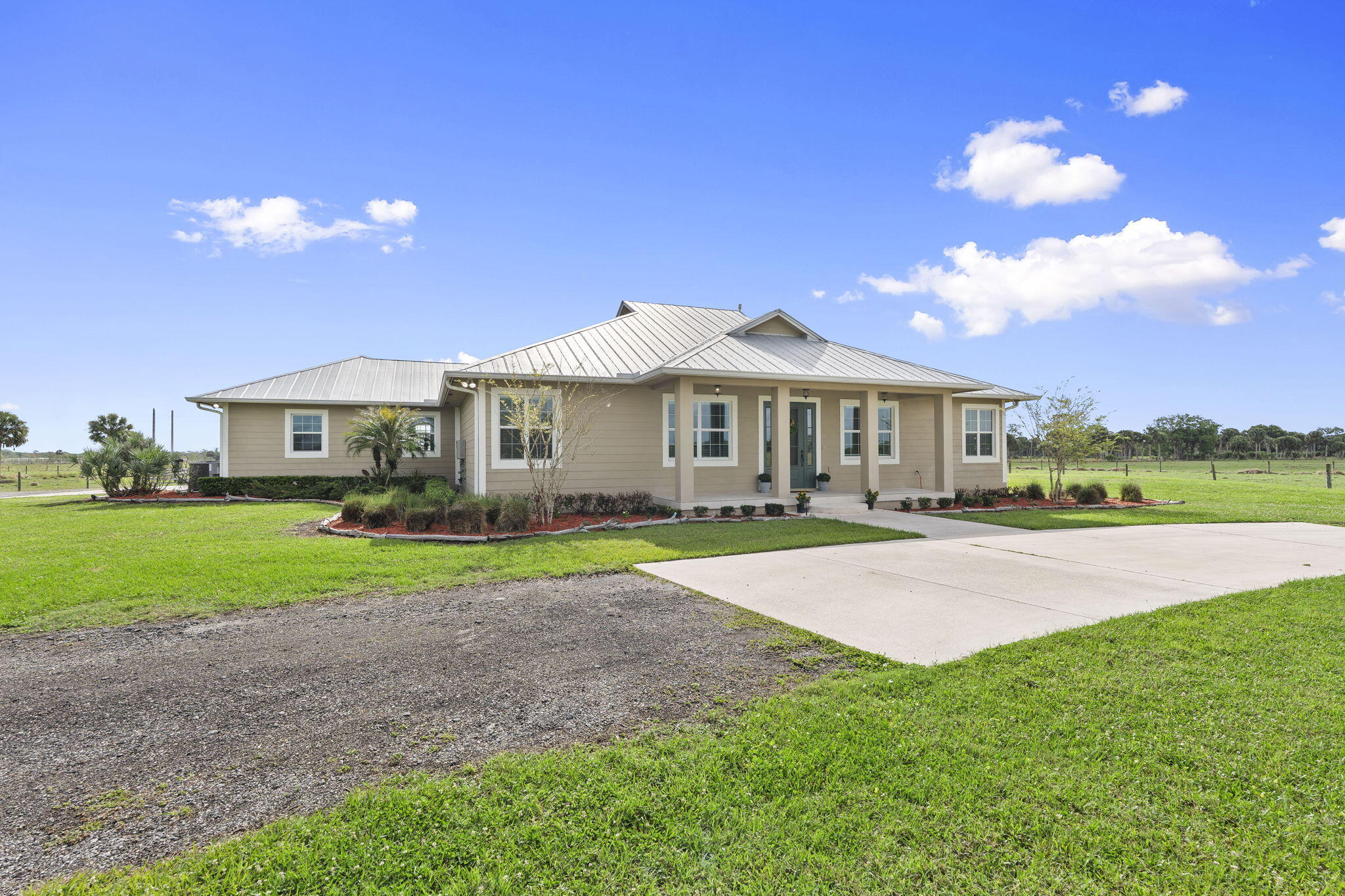 1720 S Brocksmith Road Property Photo 4