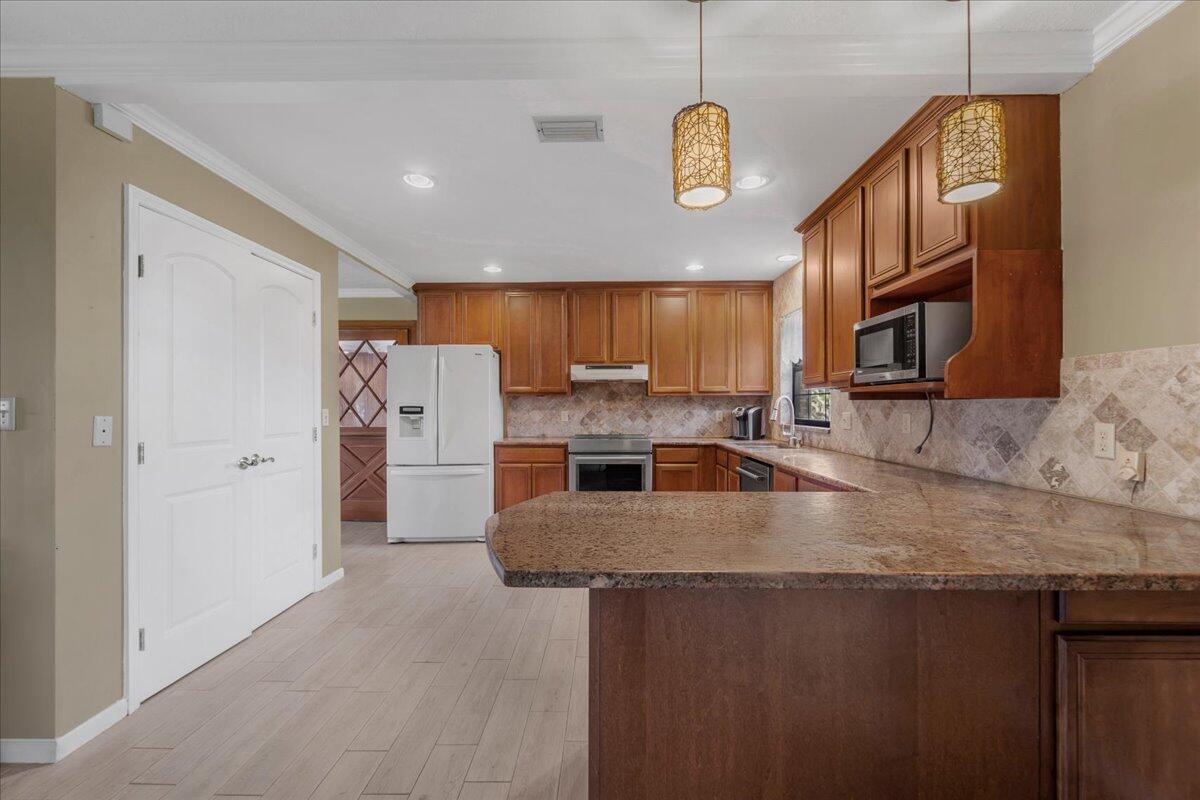 2531 River Road Property Photo 41