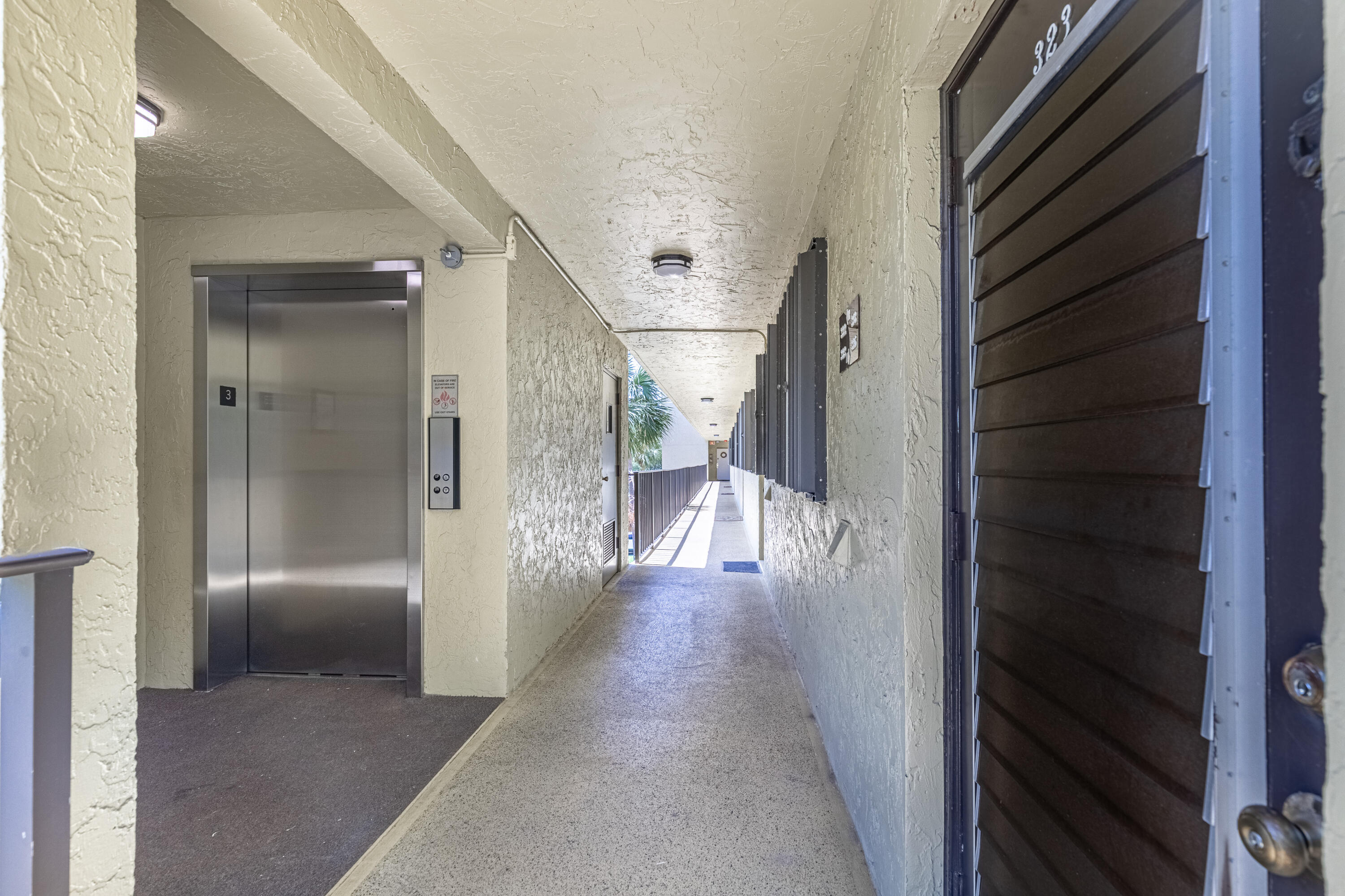 367 S Federal Highway C323 Property Photo 4