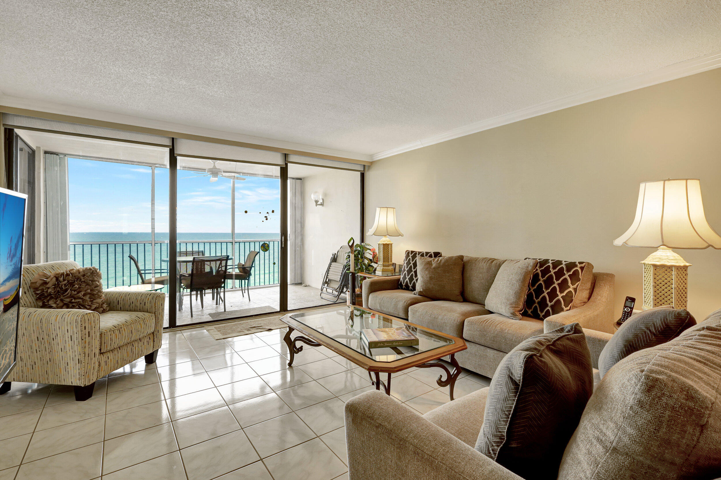 840 Ocean Drive 806 Property Photo 26