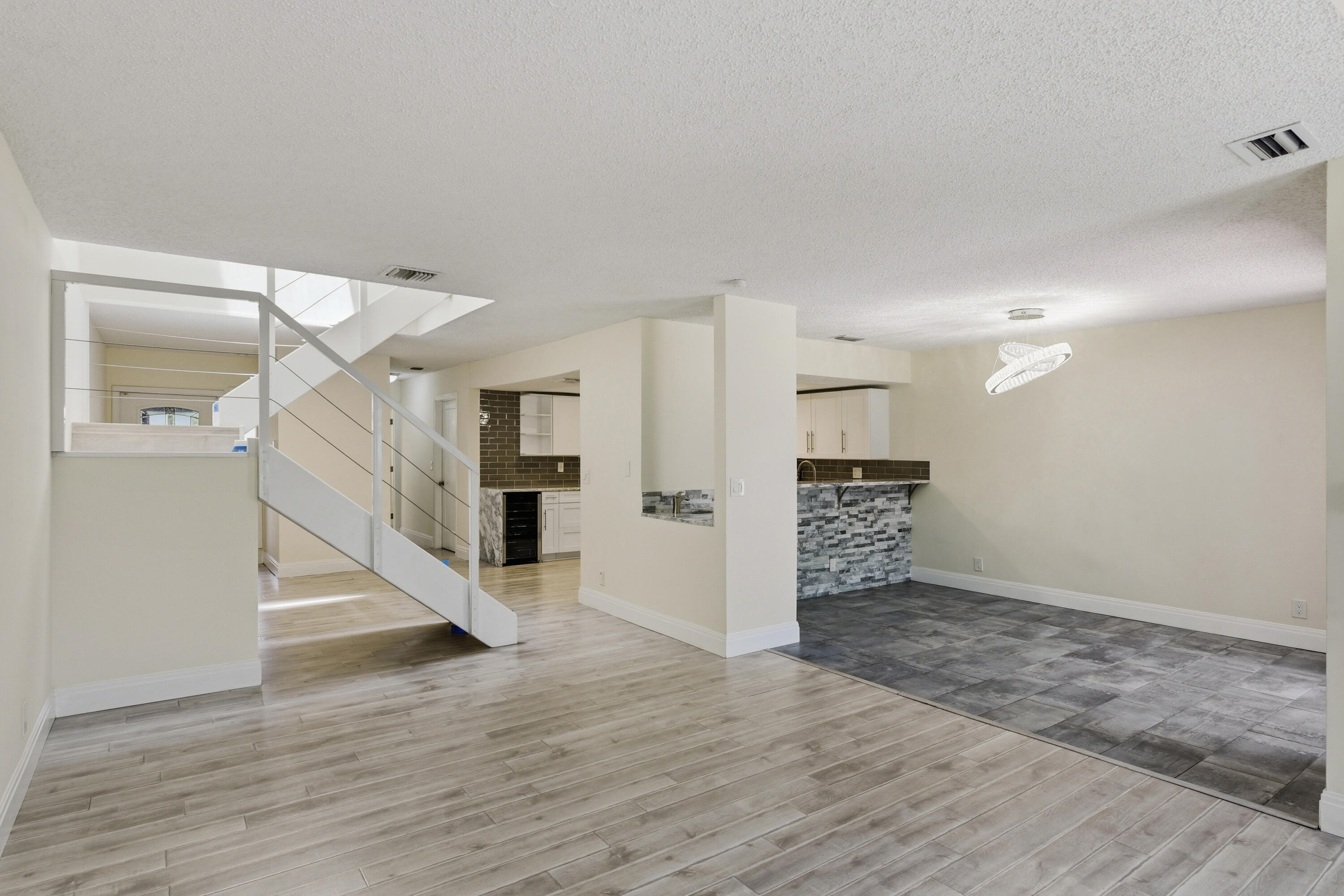 22904 Ironwedge Drive Property Photo 6