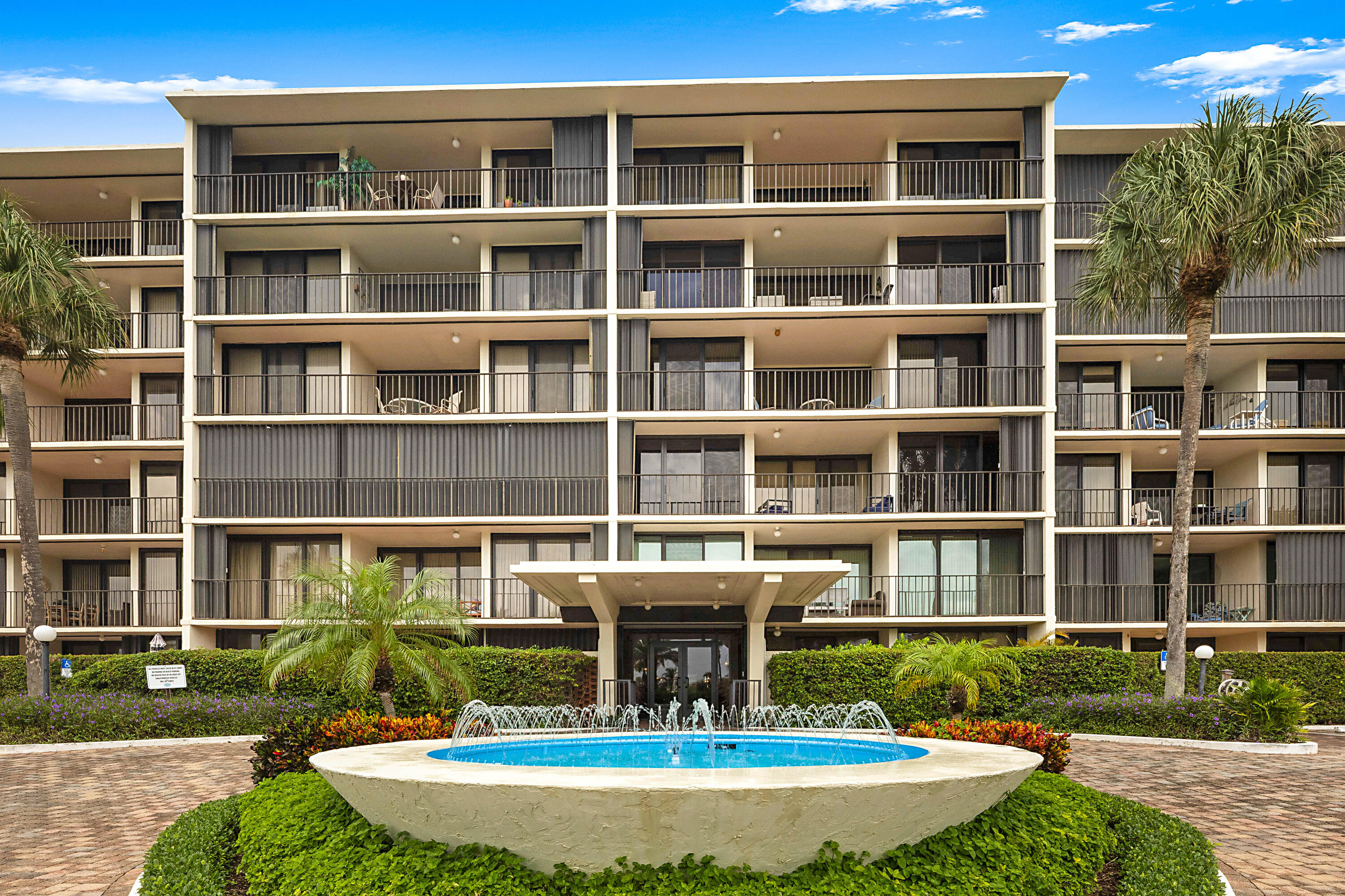 225 S Beach Road Unit 205 Property Photo 1