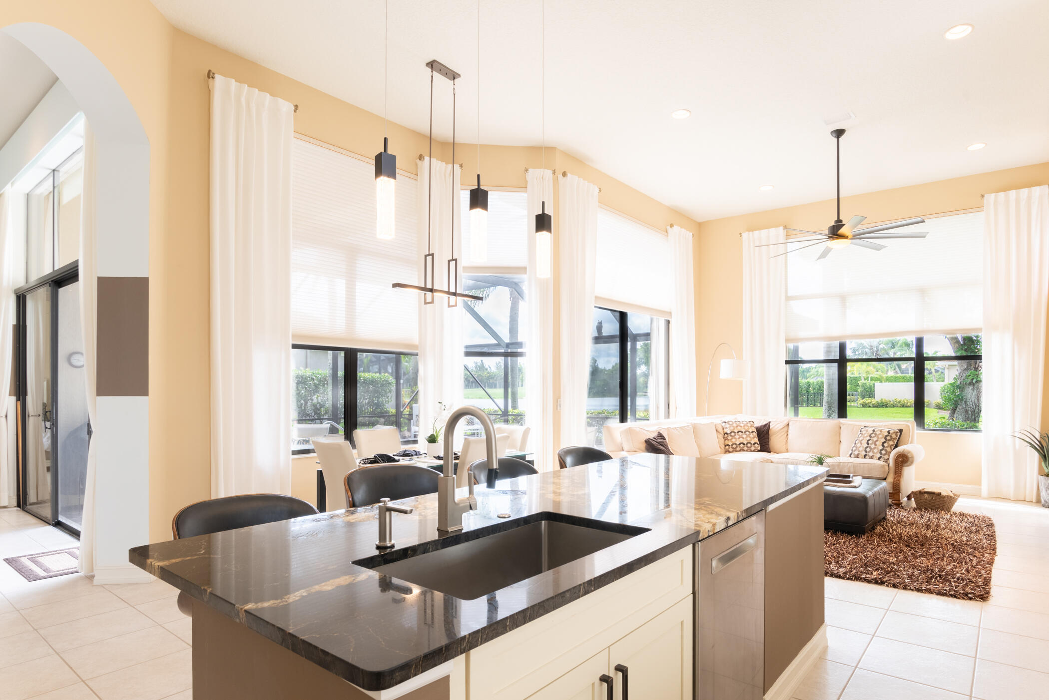 10240 Blue Heron Cove Property Photo 10