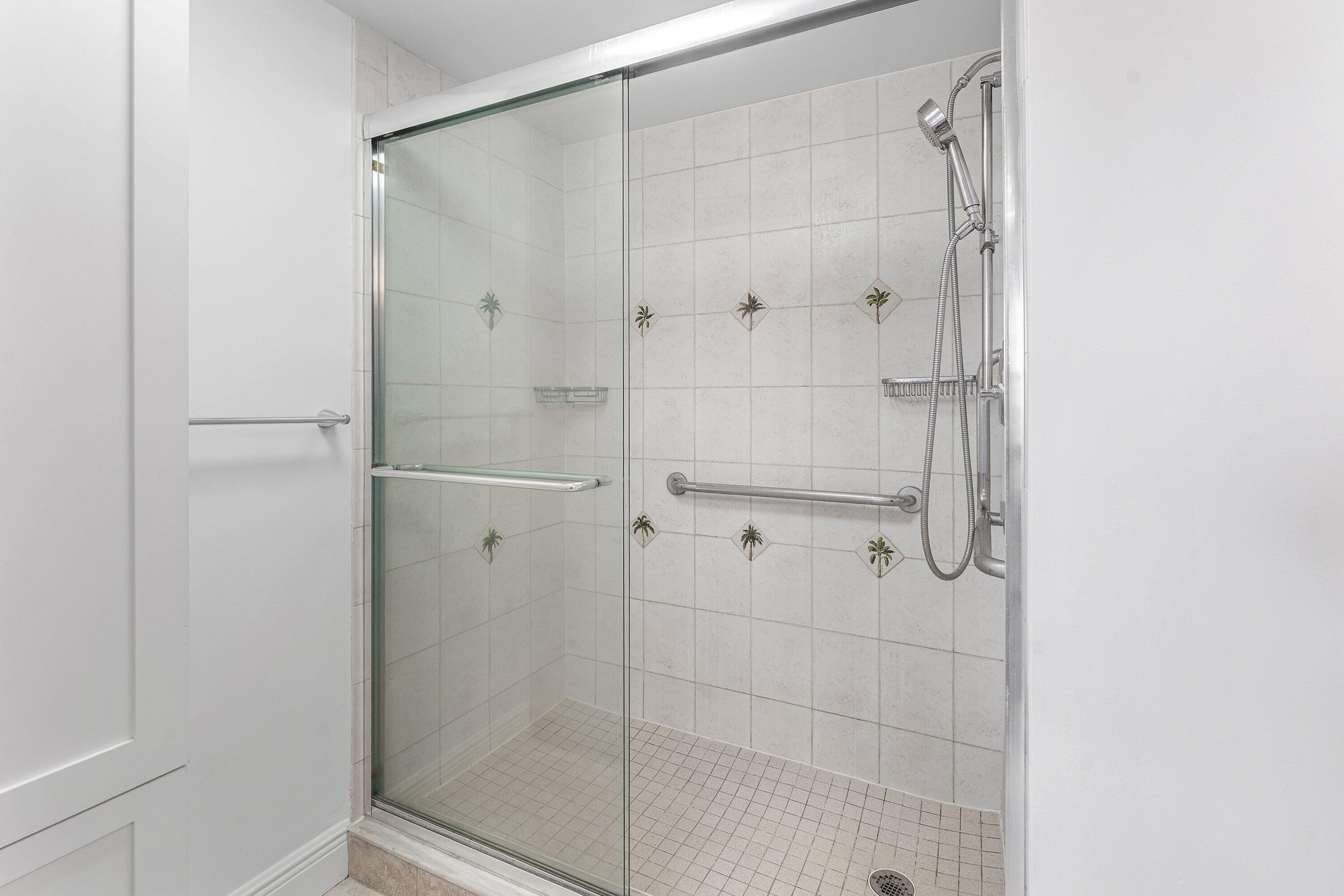 5480 N Ocean Drive A1c Property Photo 19