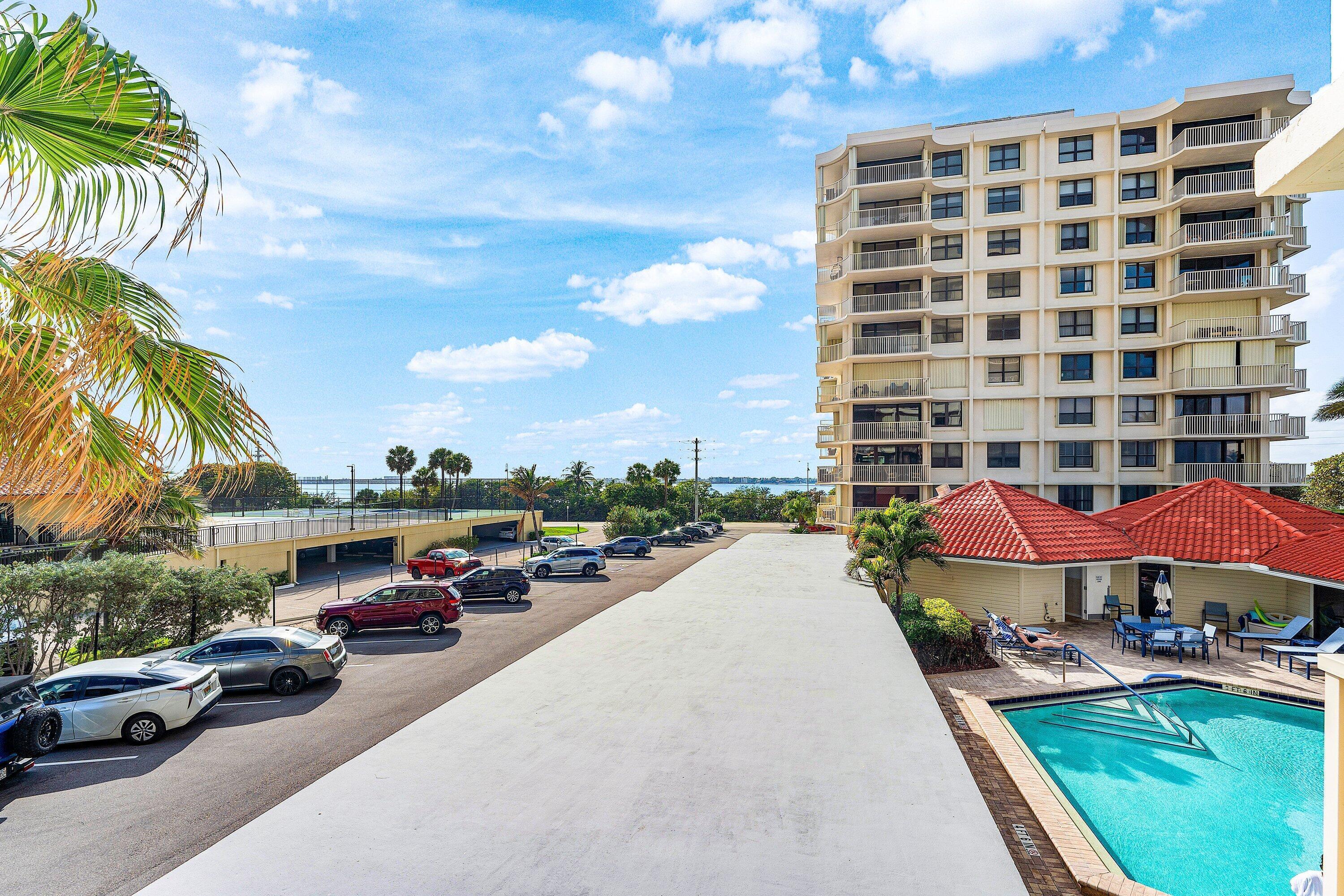 5480 N Ocean Drive A1c Property Photo 24