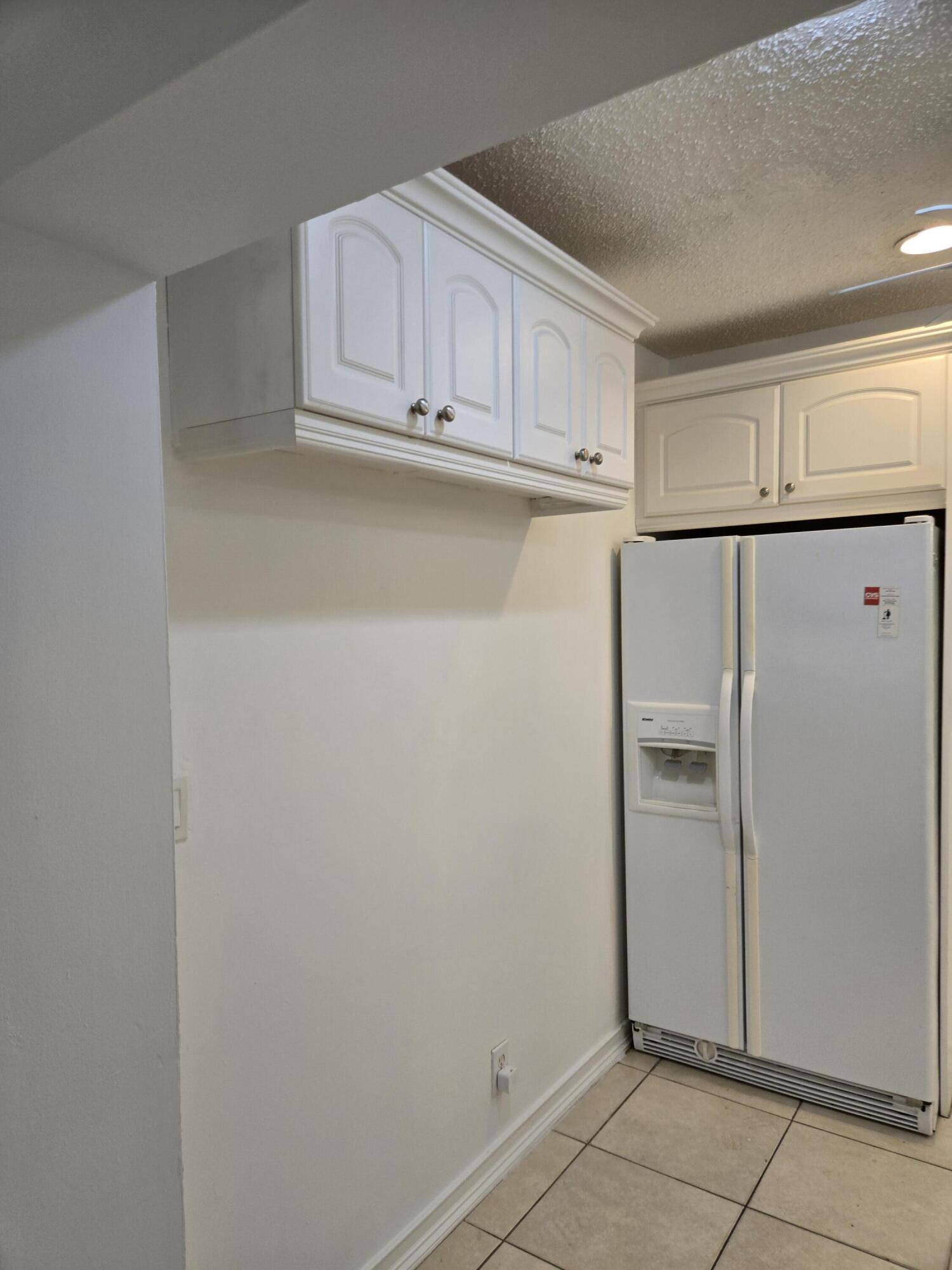 10125 Nw 71st Street Property Photo 3