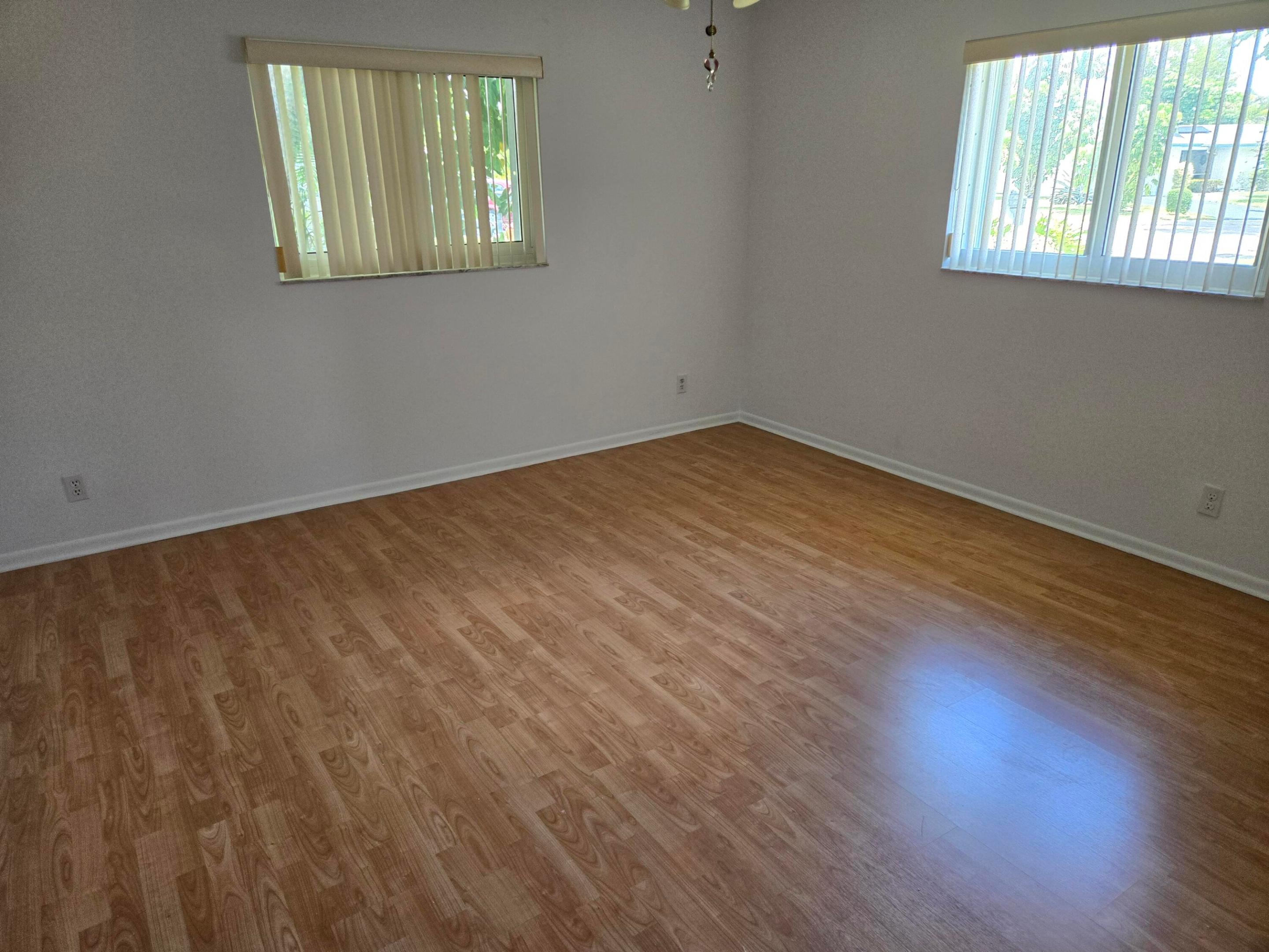 10125 Nw 71st Street Property Photo 11