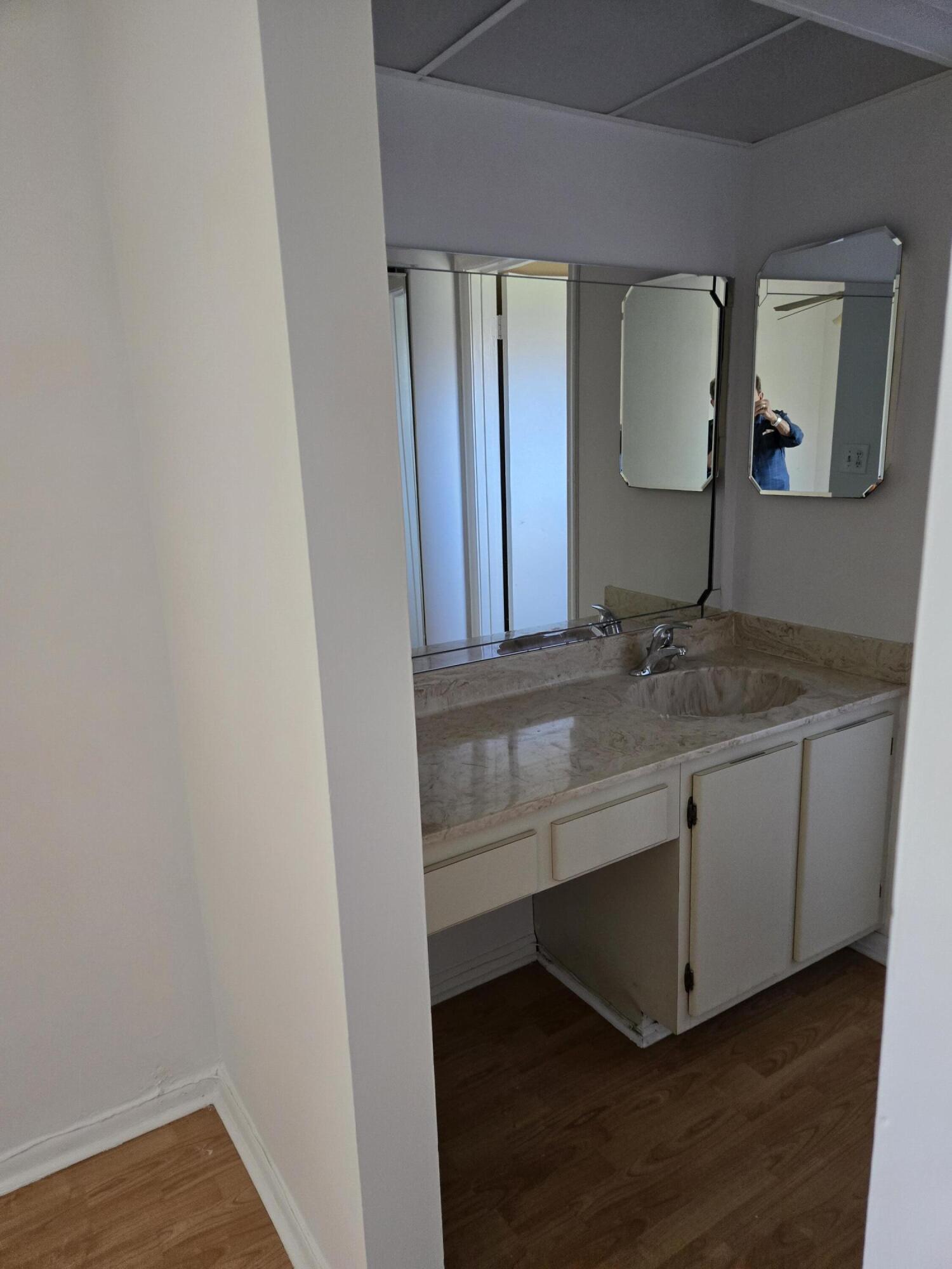 10125 Nw 71st Street Property Photo 13