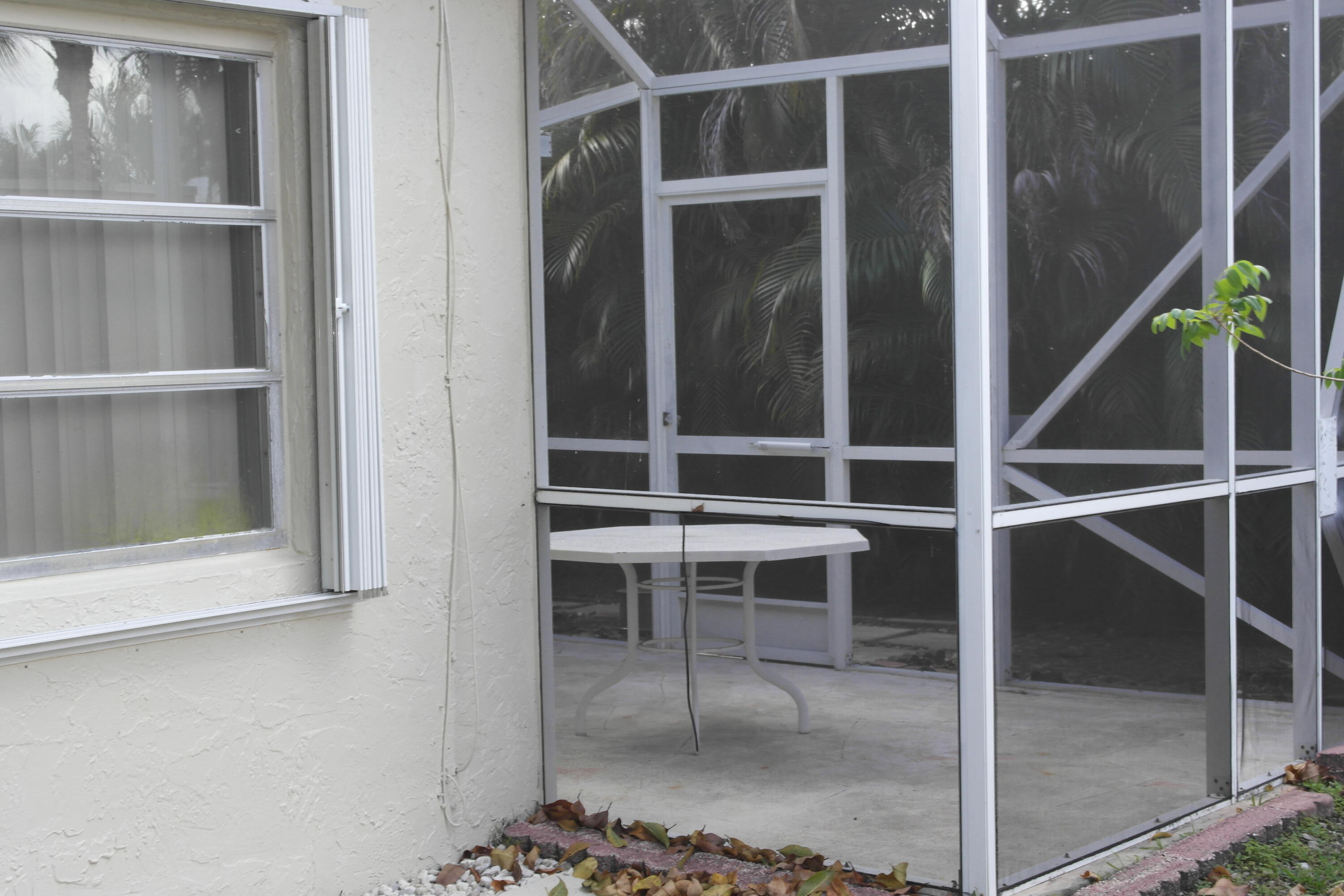 10125 Nw 71st Street Property Photo 15
