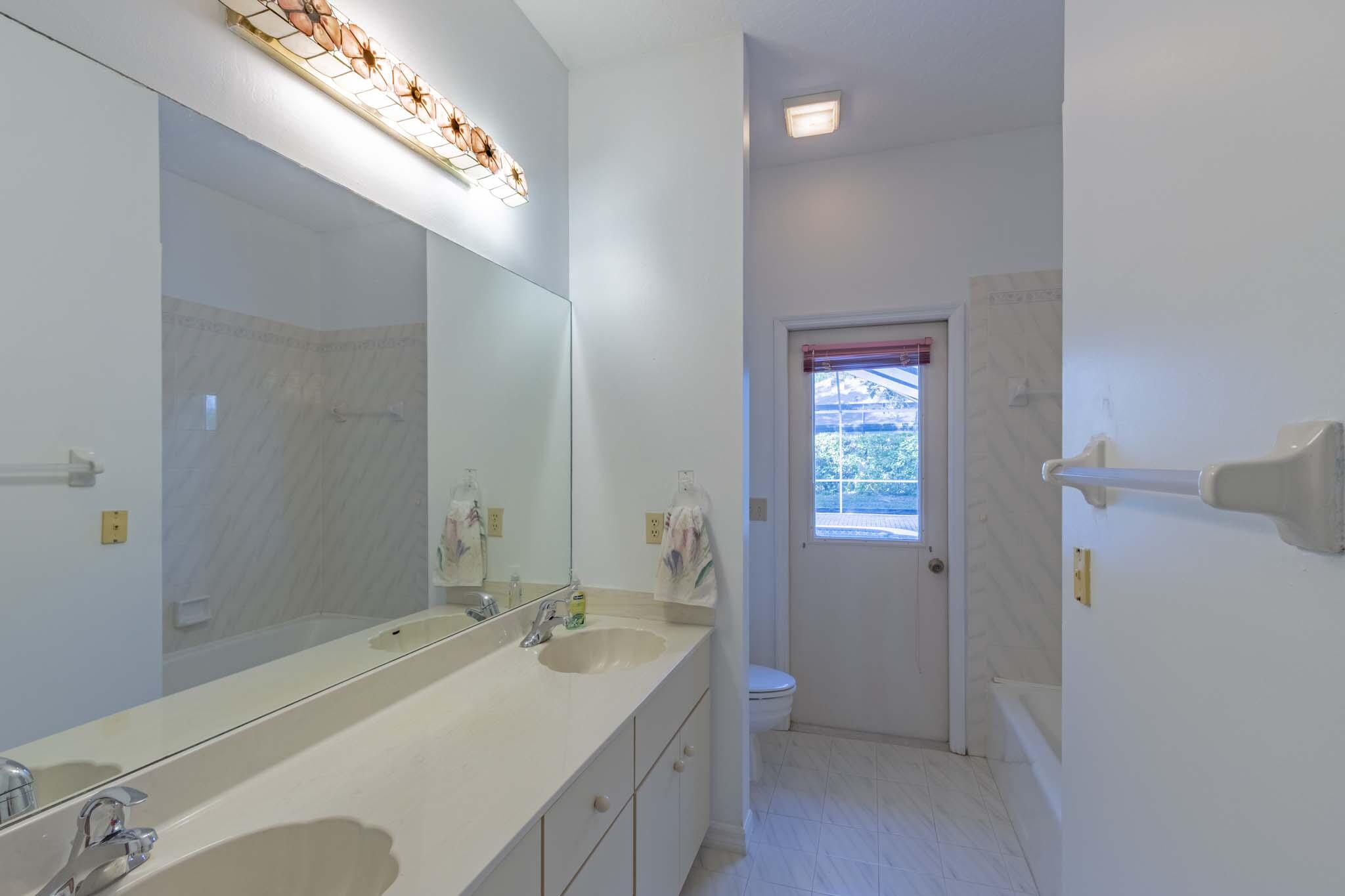 1027 Mangrove Lane Property Photo 35