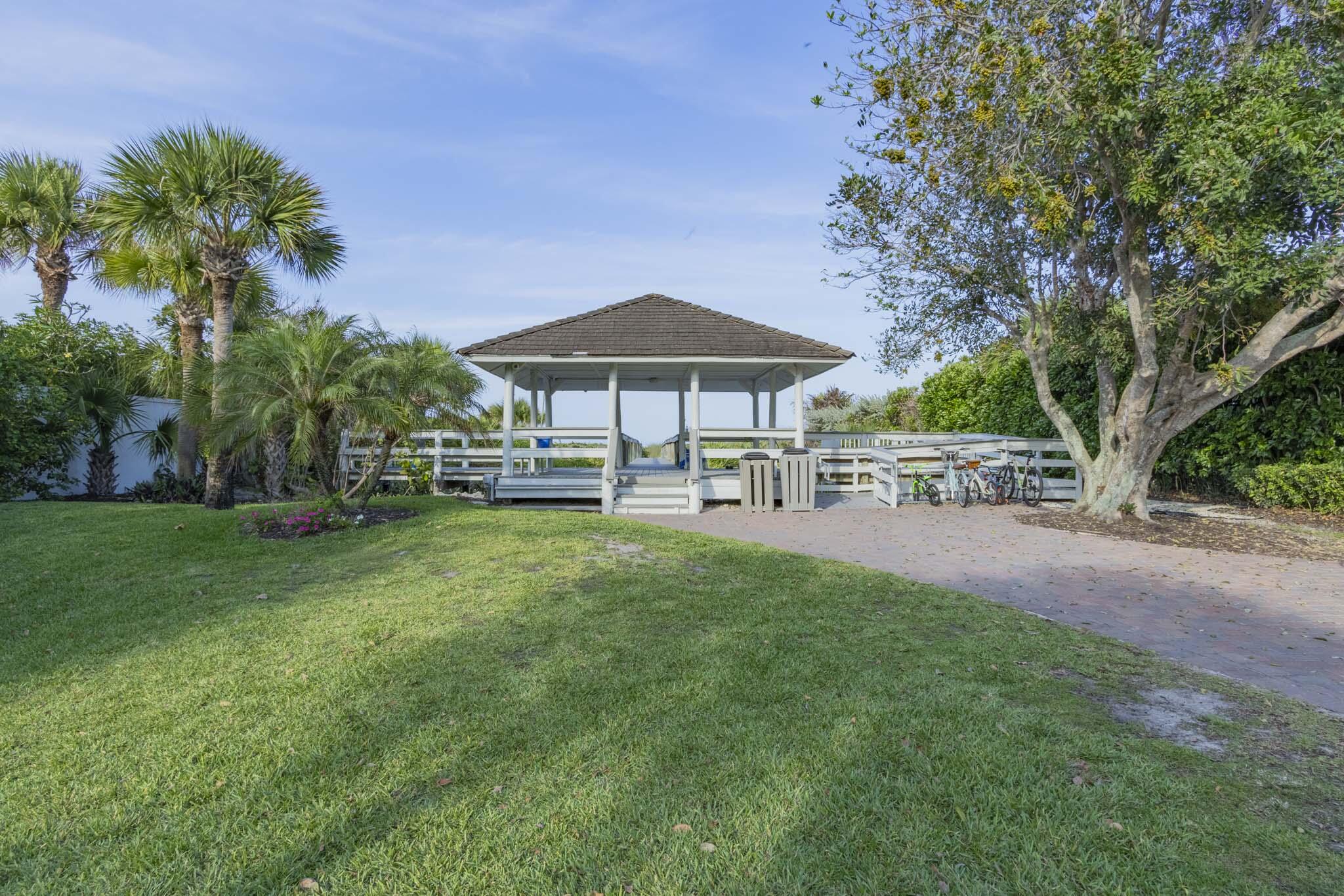 1027 Mangrove Lane Property Photo 39
