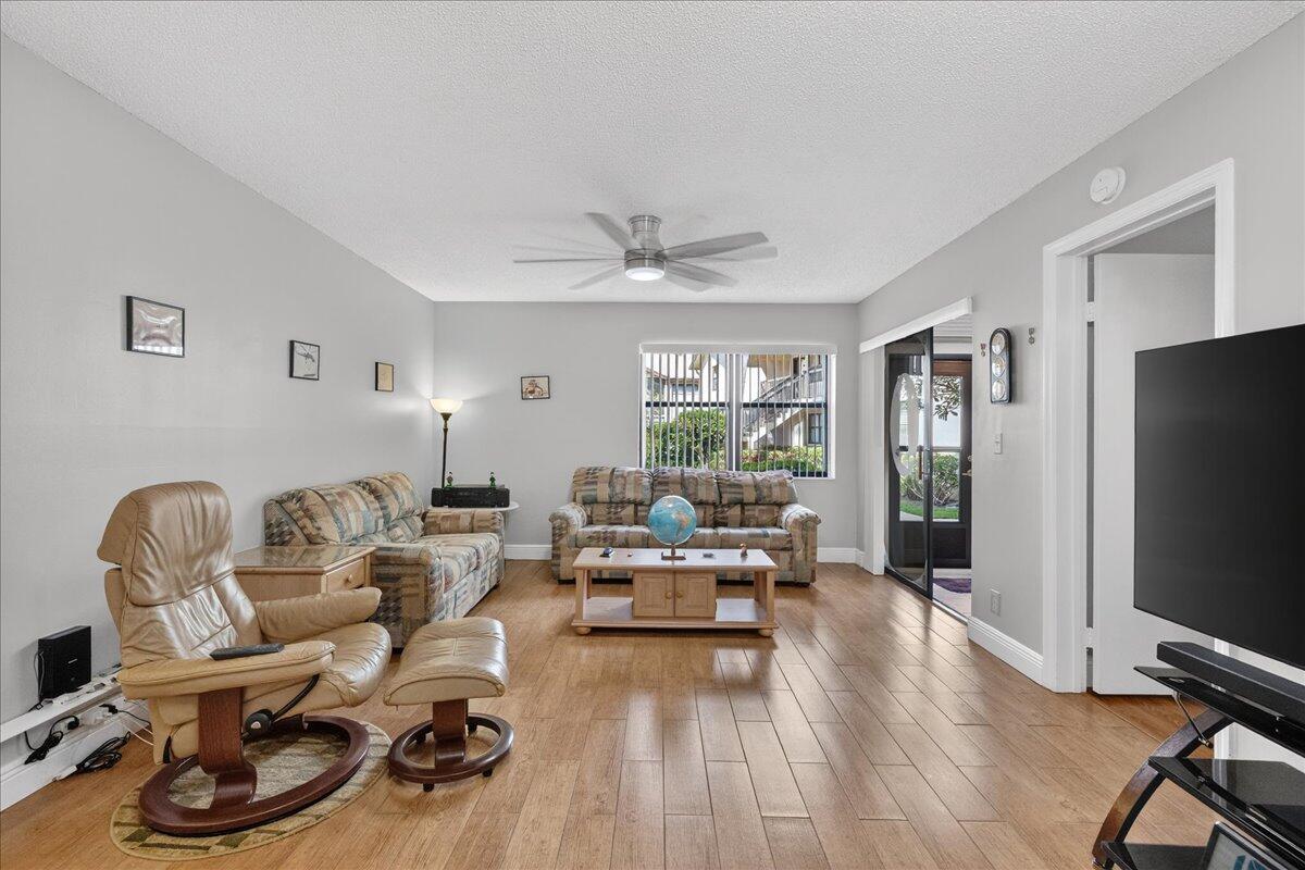 7633 Tahiti Lane 101 Property Photo 3