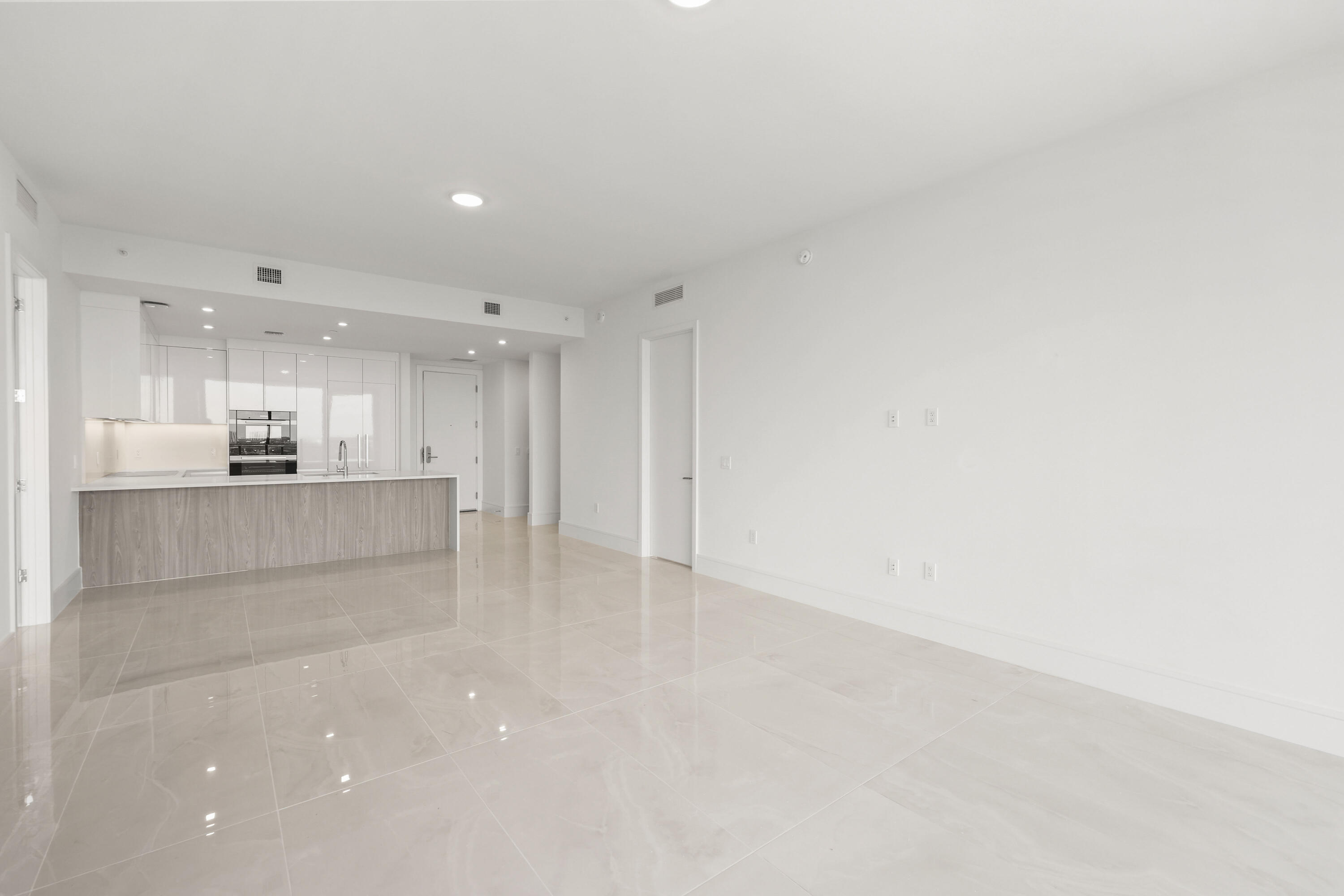 220 Lake Shore Drive 1121 Property Photo 12