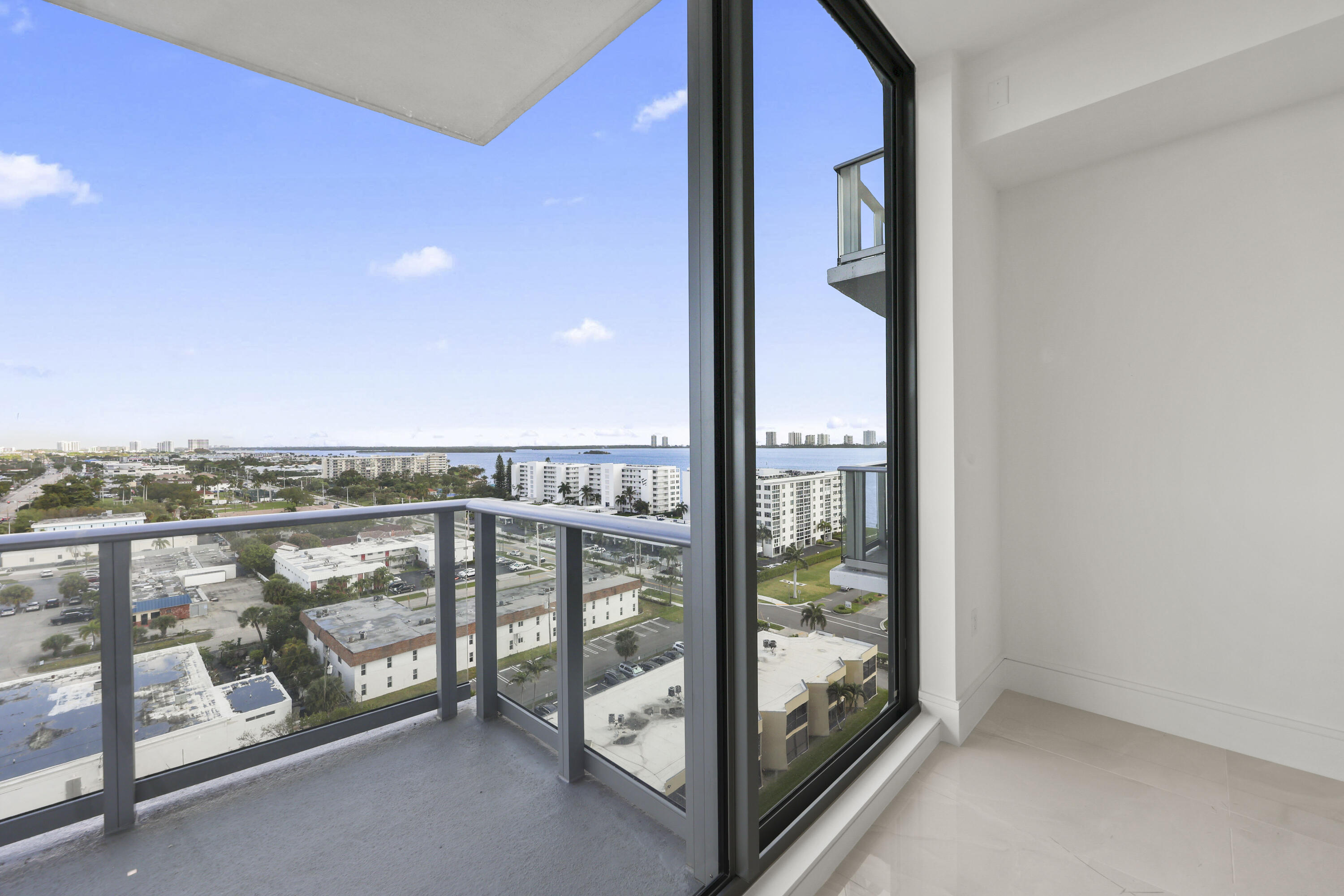 220 Lake Shore Drive 1121 Property Photo 18