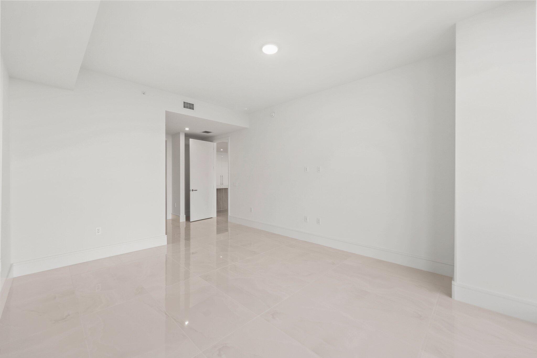 220 Lake Shore Drive 1121 Property Photo 19