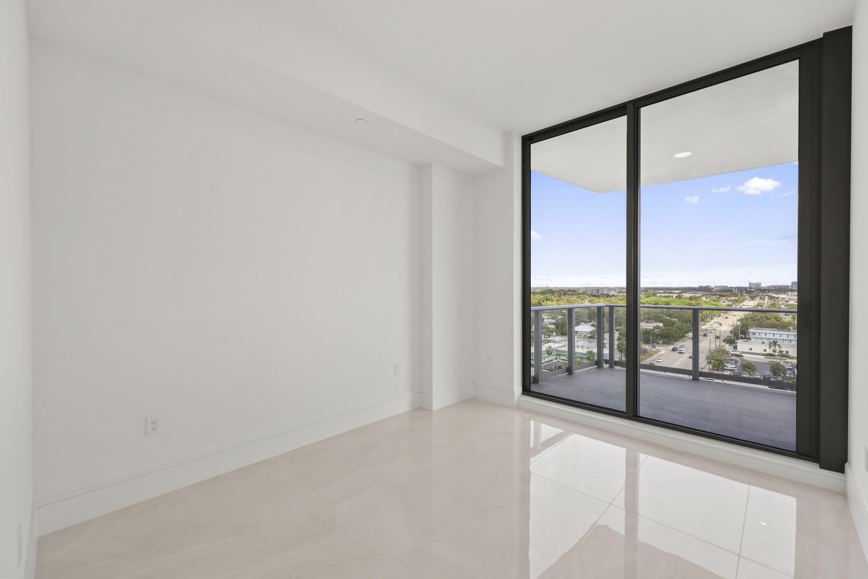 220 Lake Shore Drive 1121 Property Photo 26