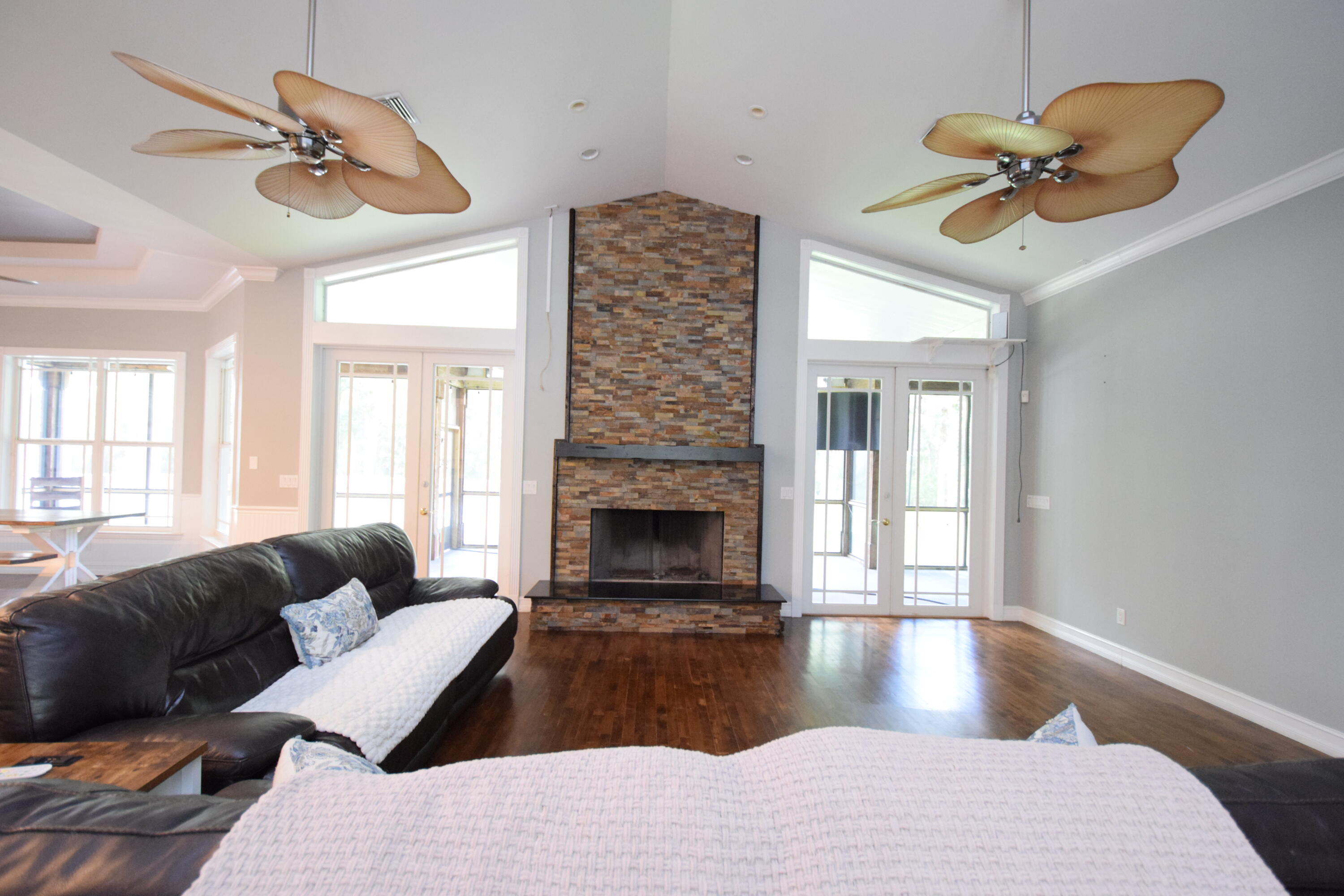 7003 Sw Wisteria Terrace Property Photo 7