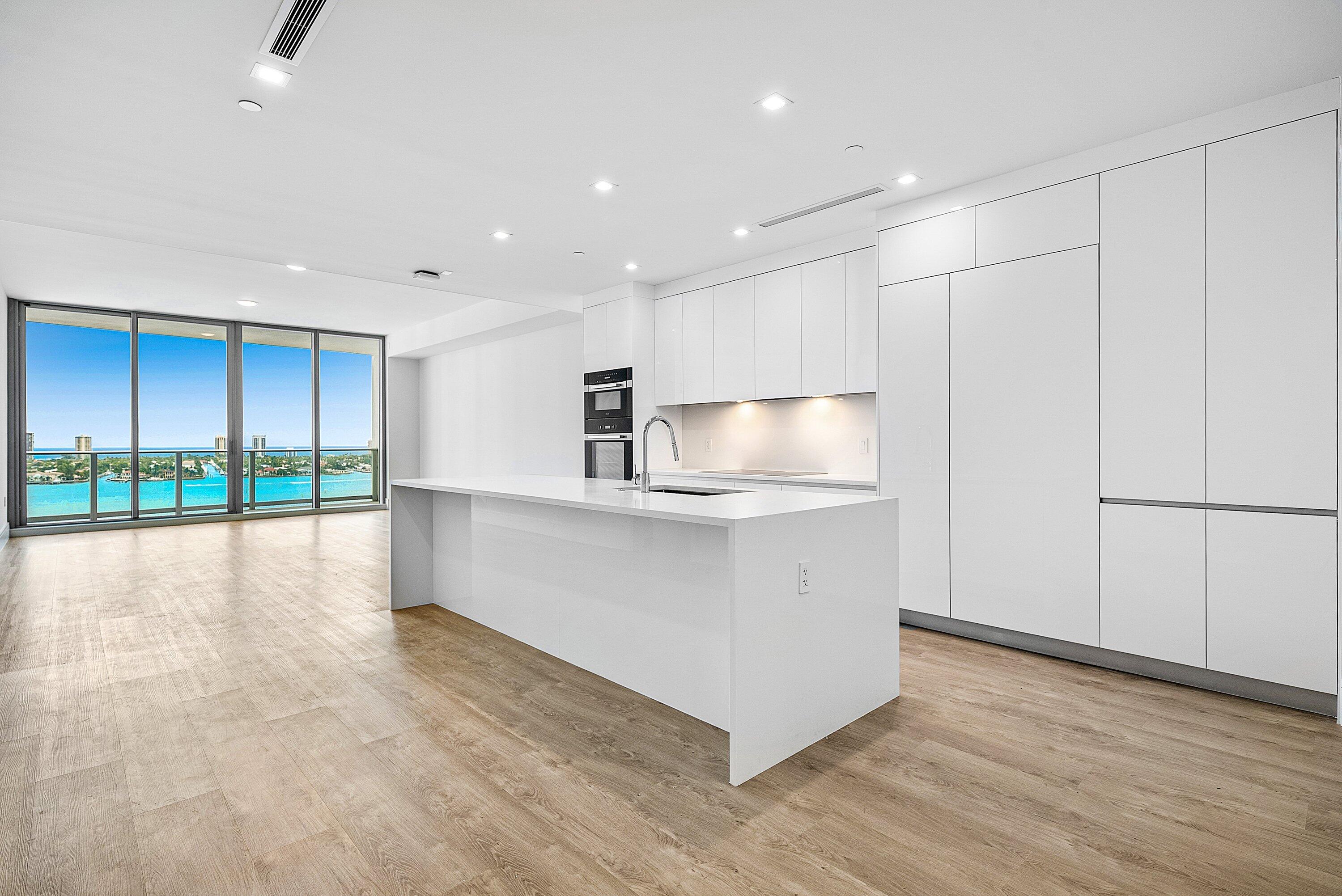220 Lake Shore Drive 1508 Property Photo 9