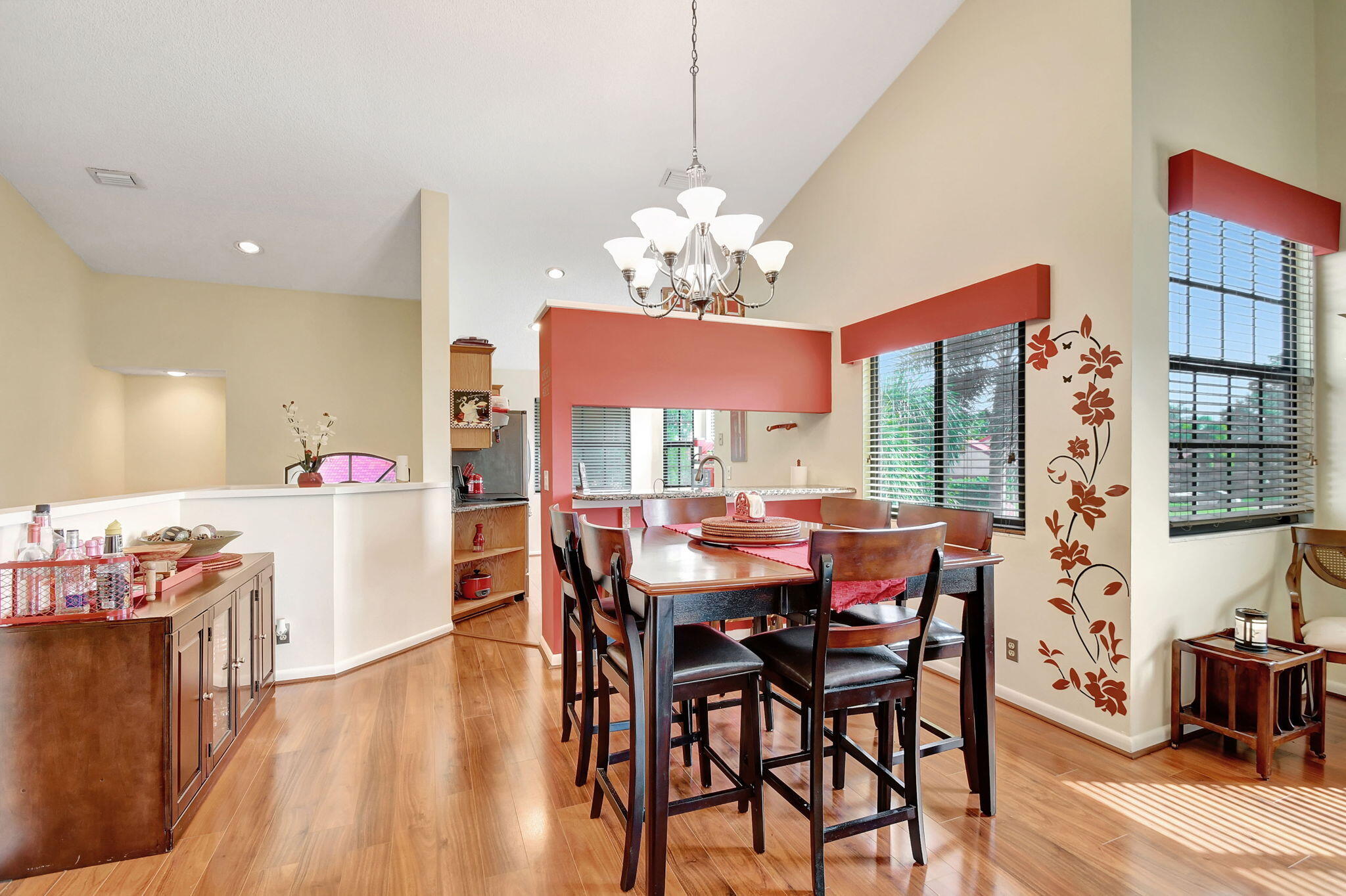 7709 Lexington Club Boulevard C Property Photo 8