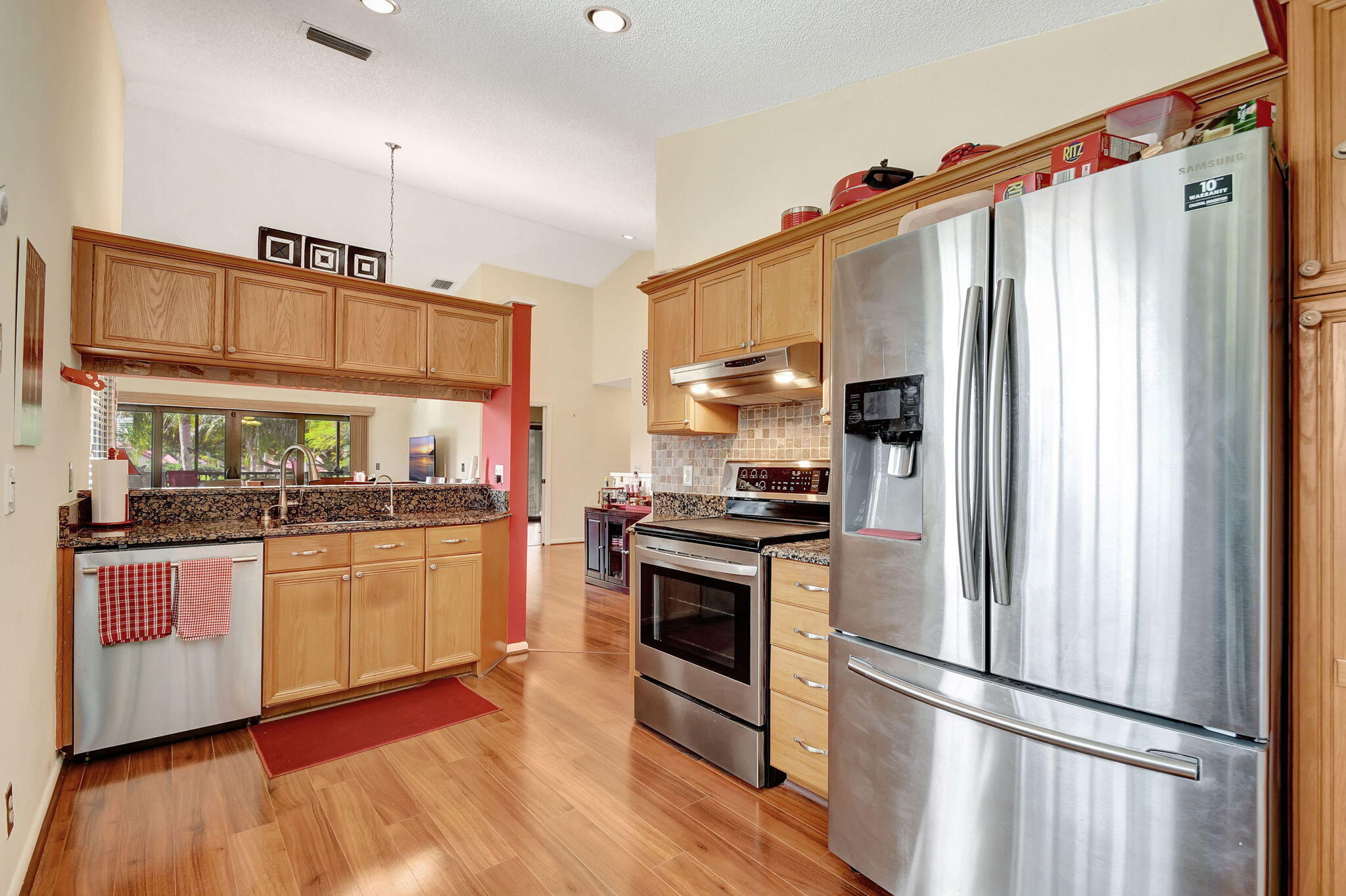 7709 Lexington Club Boulevard C Property Photo 9