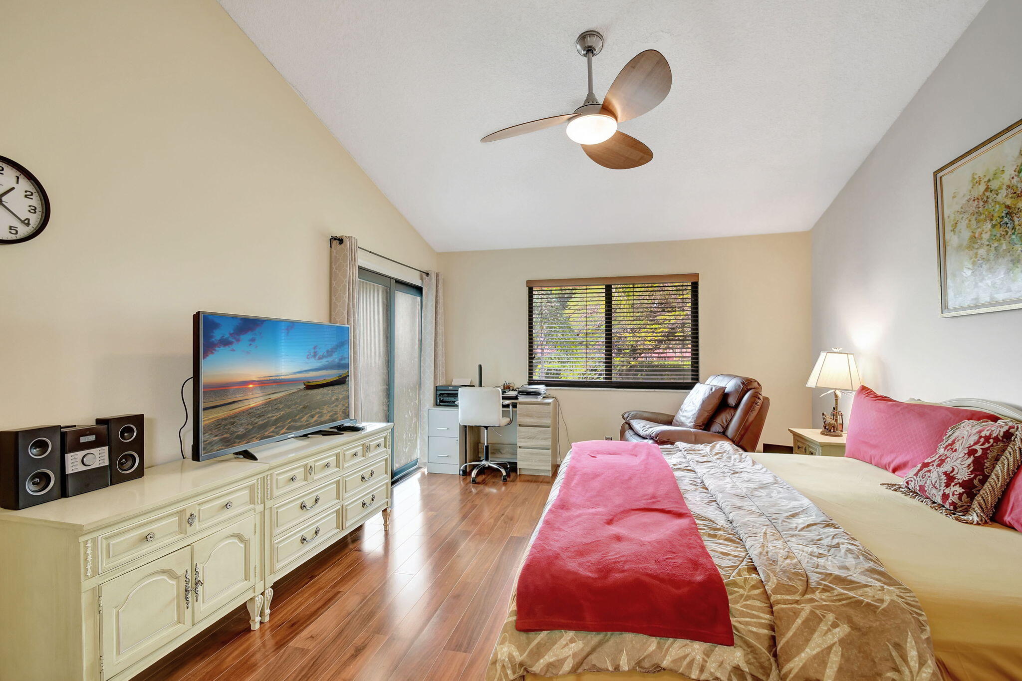7709 Lexington Club Boulevard C Property Photo 14