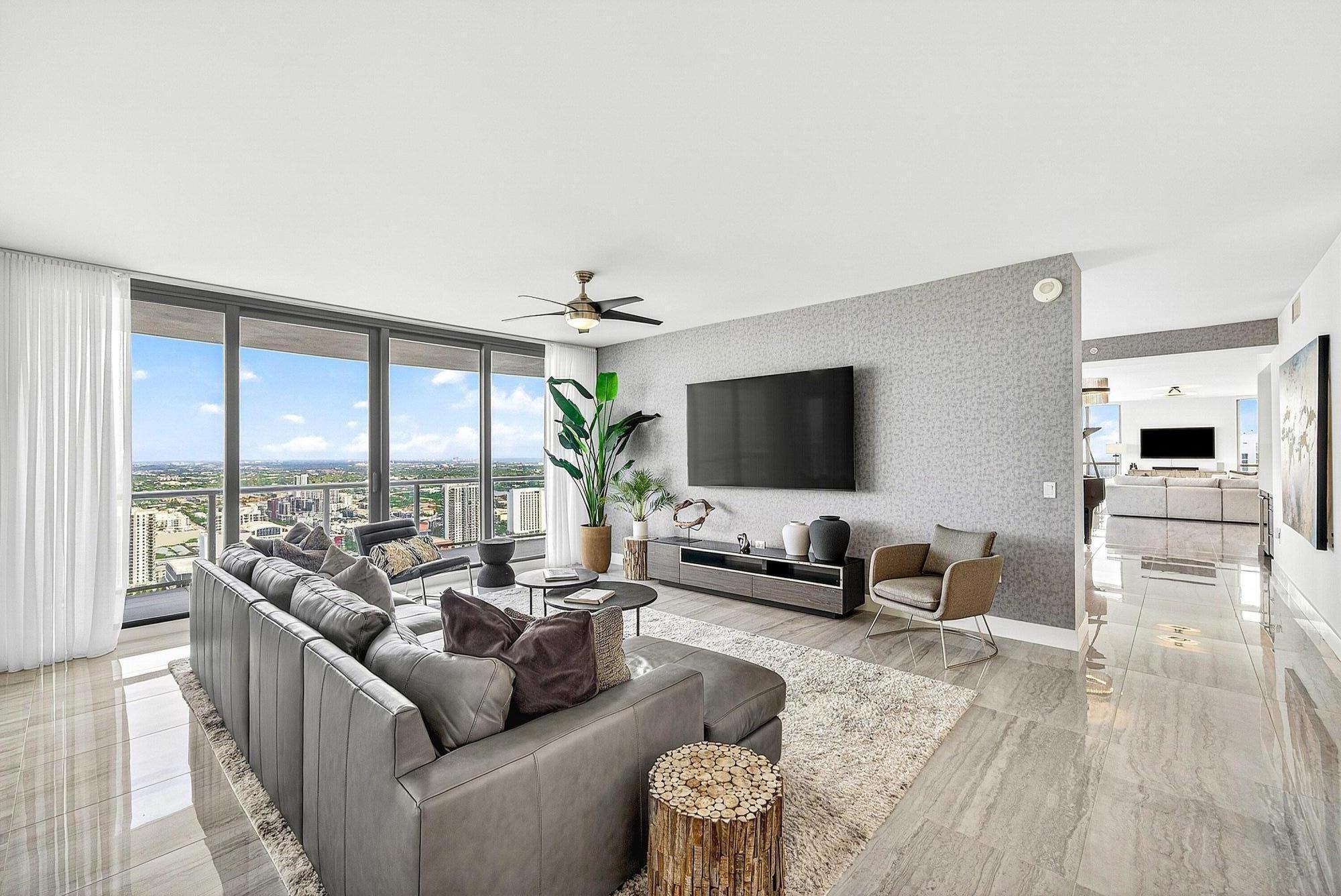 100 E Las Olas Boulevard 4301 Property Photo 17