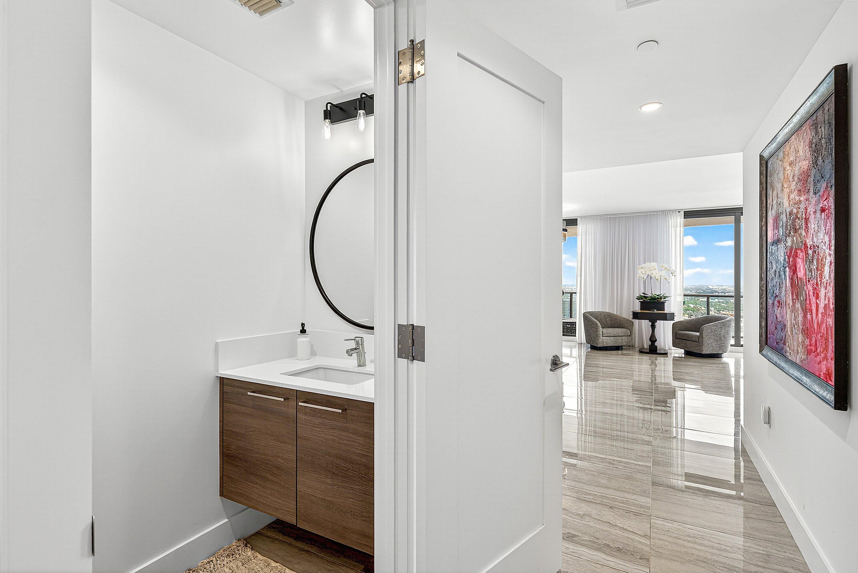 100 E Las Olas Boulevard 4301 Property Photo 33