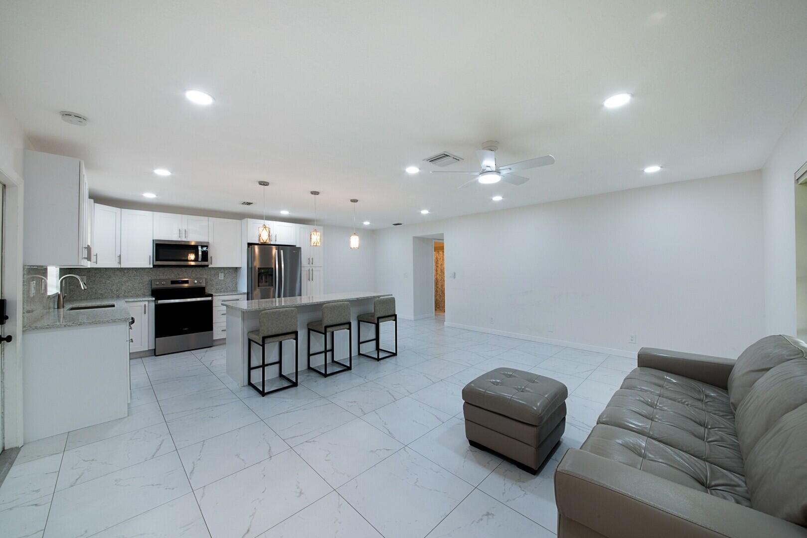 5220 Nesting Way D Property Photo 6