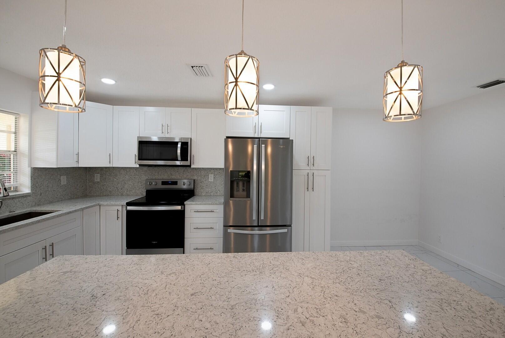 5220 Nesting Way D Property Photo 15