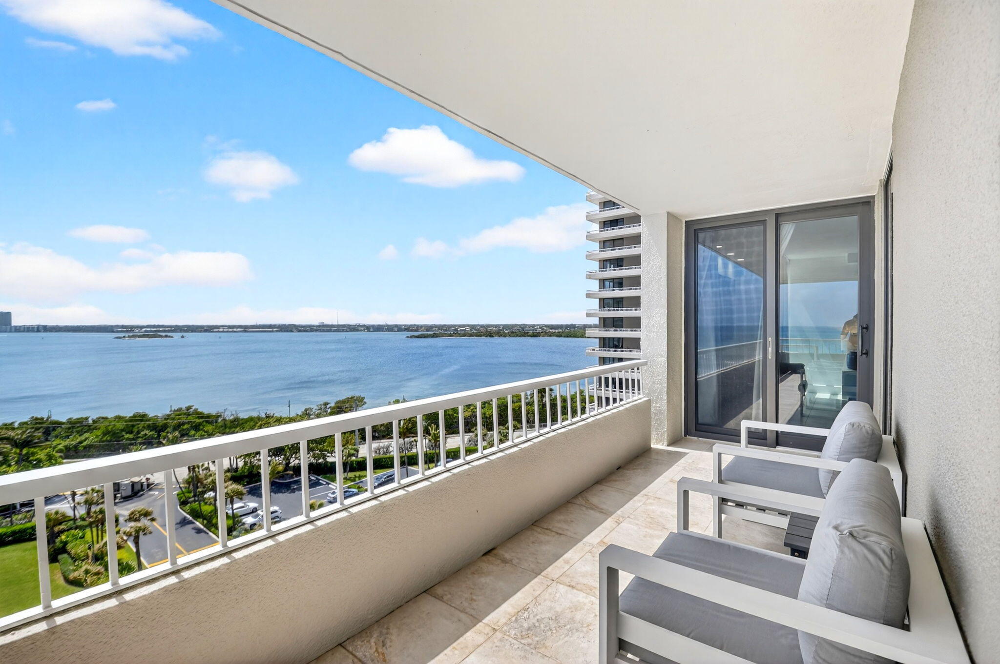 5540 N Ocean Drive 9b Property Photo 32