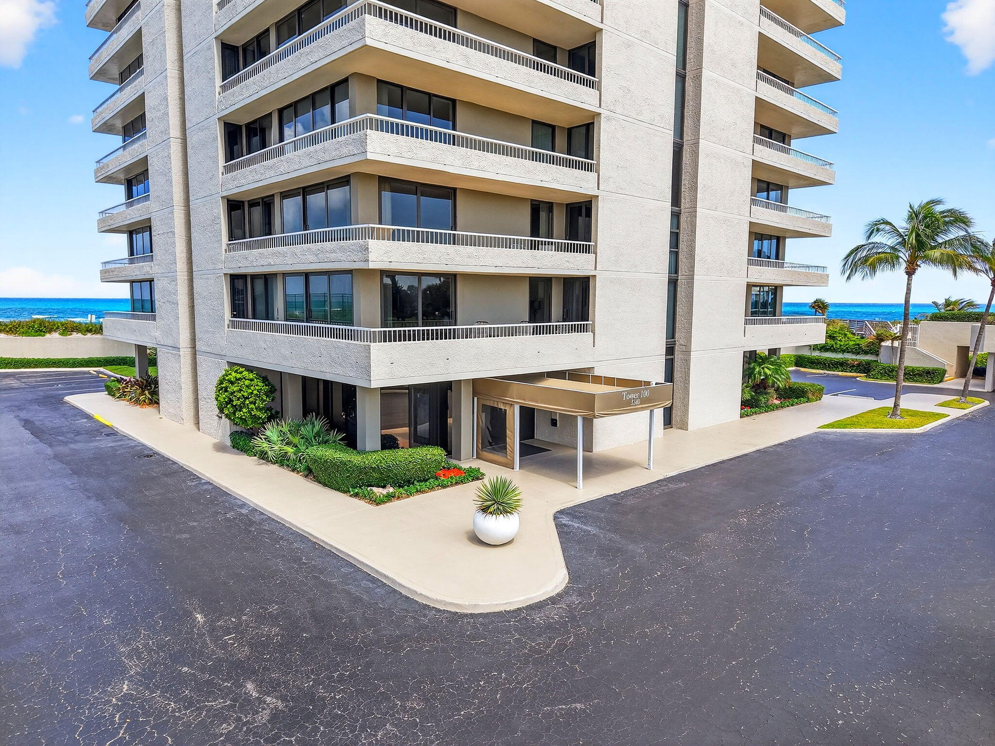 5540 N Ocean Drive 9b Property Photo 43