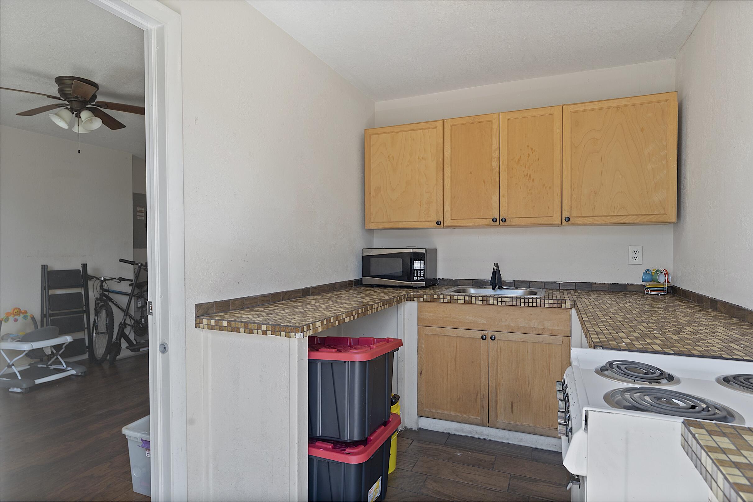 1002 S K Street Property Photo 32